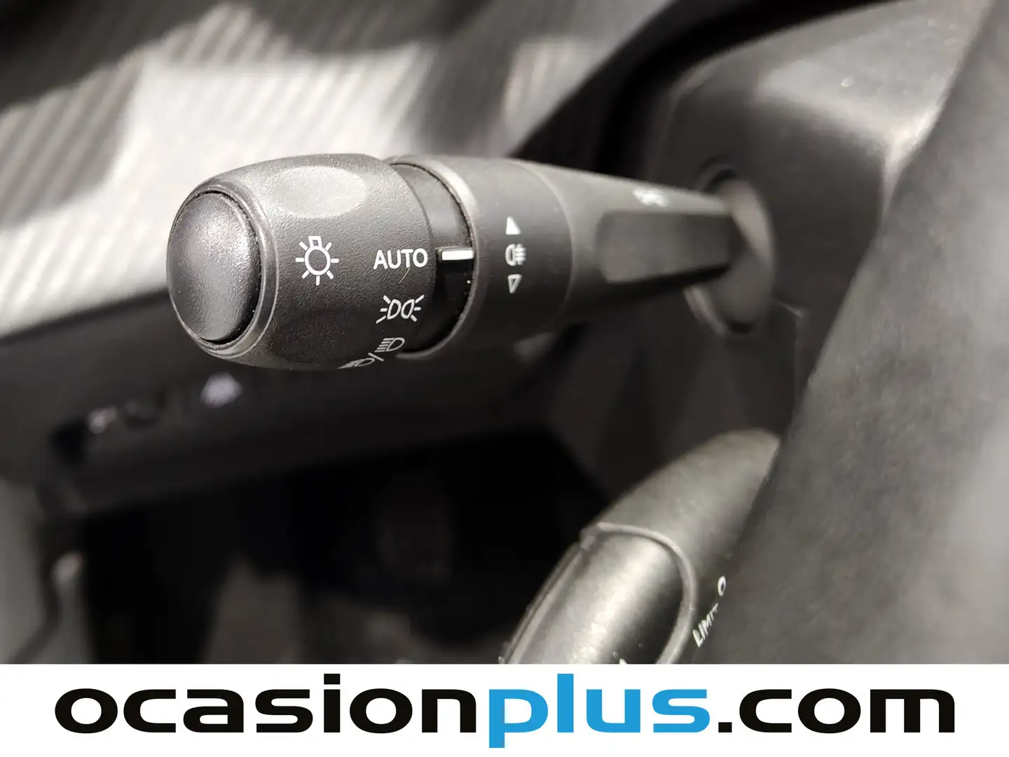 Foto Peugeot 208 Peugeot 208 BlueHDi 100 Active (100 CV)