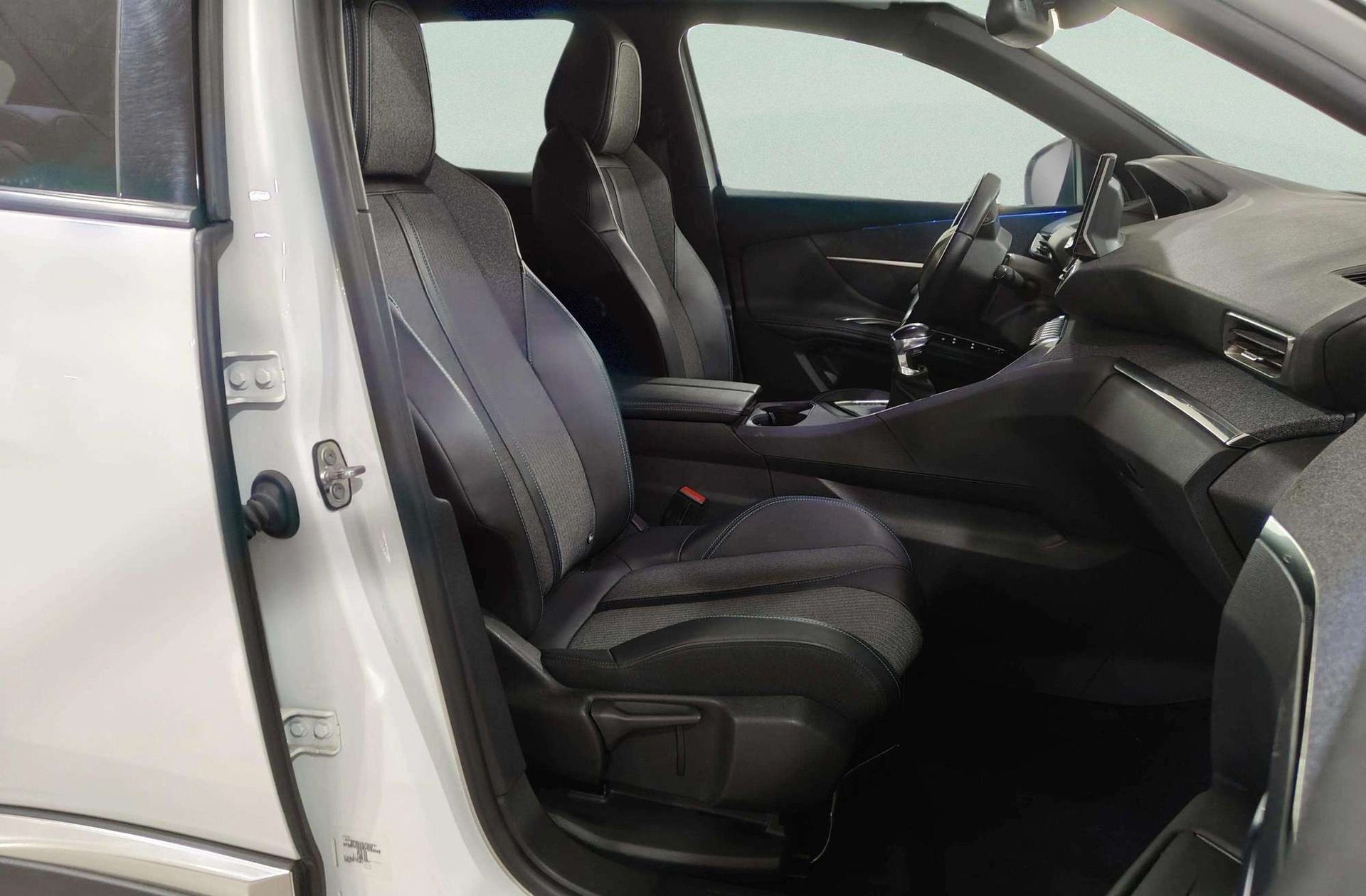 Peugeot 3008 PureTech 130 Allure Pack - foto 20