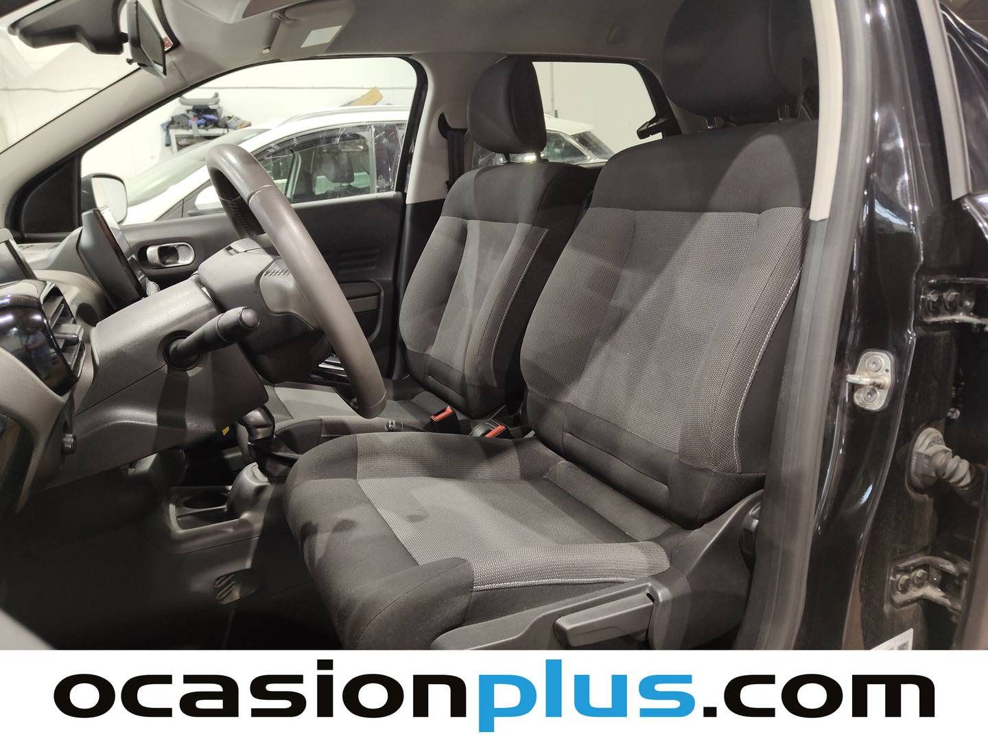 Foto asientos delanteros Citroën C4 Cactus Citroën C4 Cactus PureTech 110 S&S One Tone (110 CV)