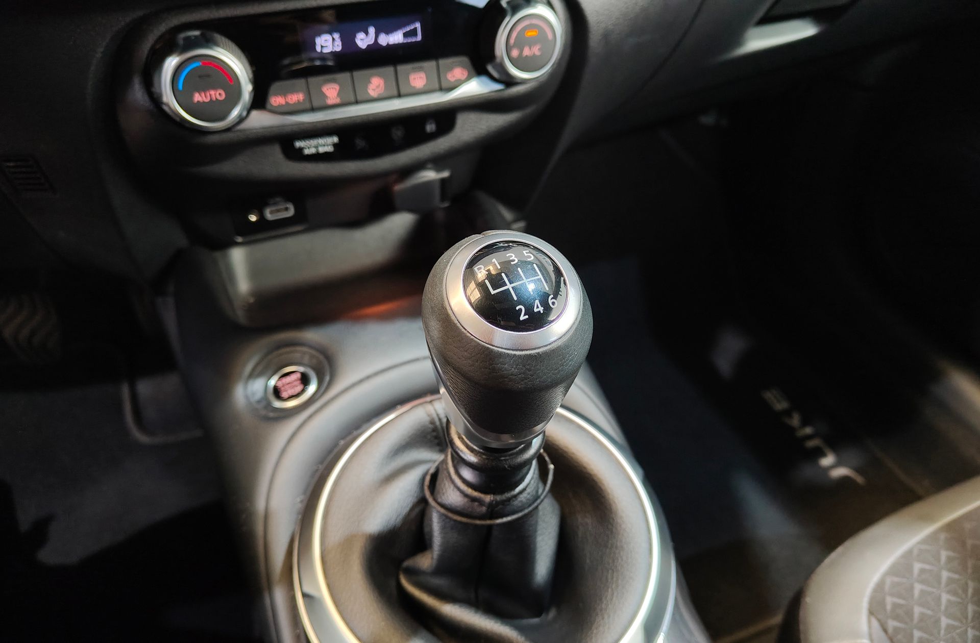 Nissan Juke DIG-T N-Connecta 4x2 - foto 5