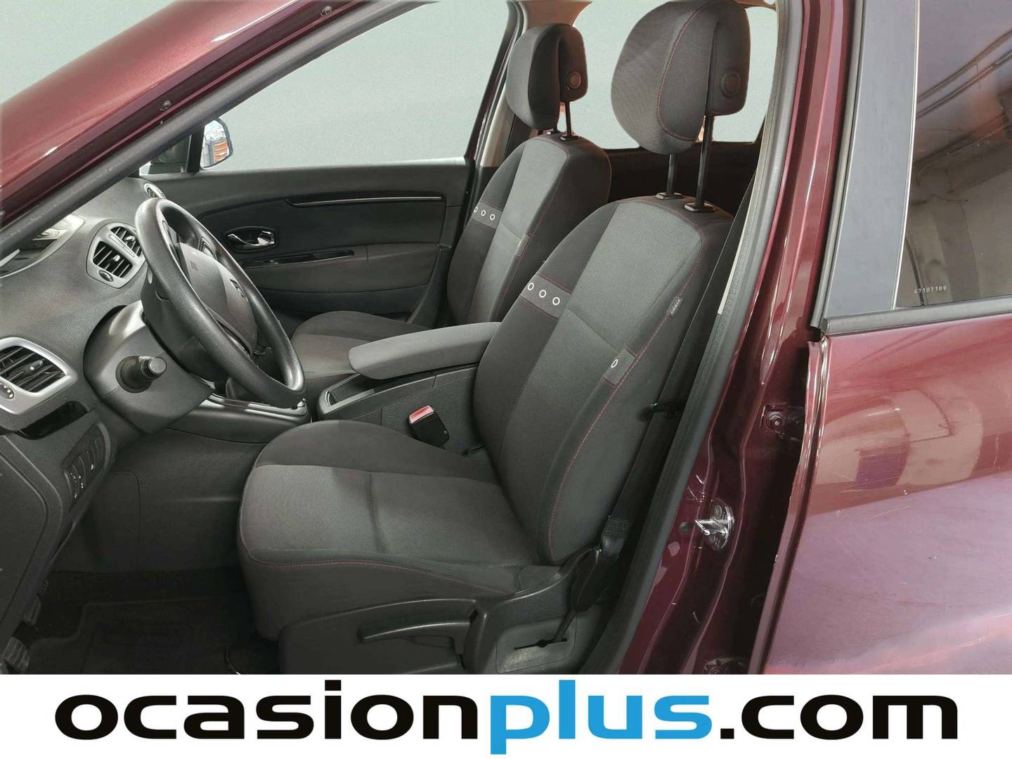 Foto asientos delanteros Renault Scénic Renault Scenic Expression 1.6 (110 CV)