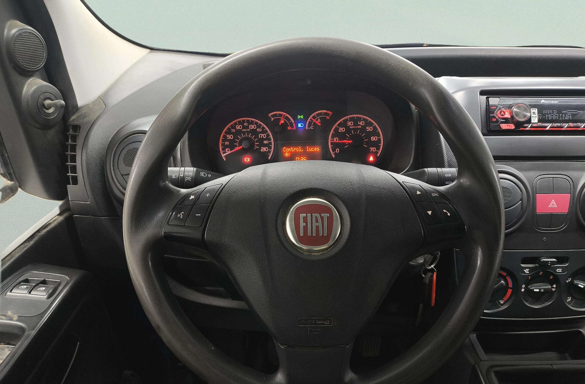 Fiat Fiorino Cargo Furgon 1.3 MultiJet Base 2 plazas - foto 15