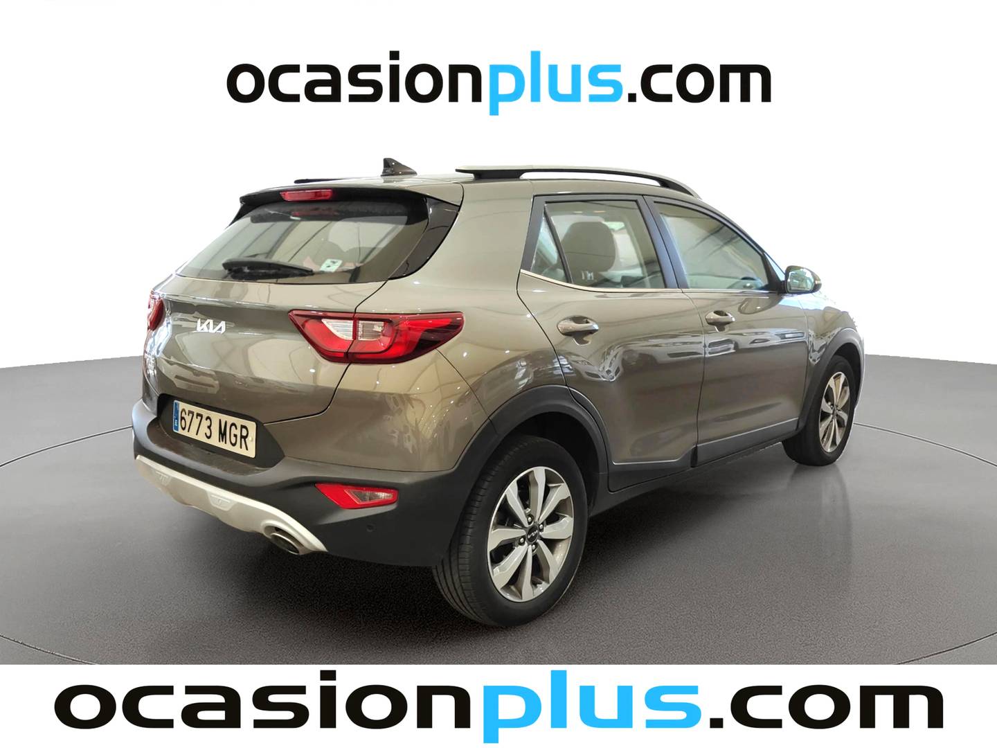 Foto trasera KIA Stonic KIA Stonic 1.0 T-GDi MHEV Drive iMT (120 CV) derecha