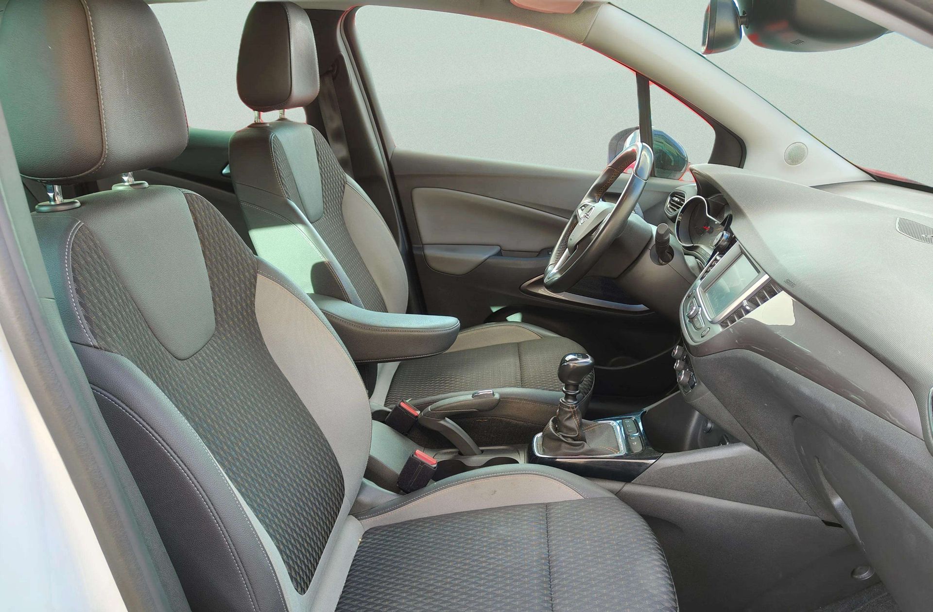 Opel Crossland 1.2 Turbo Innovation - foto 18