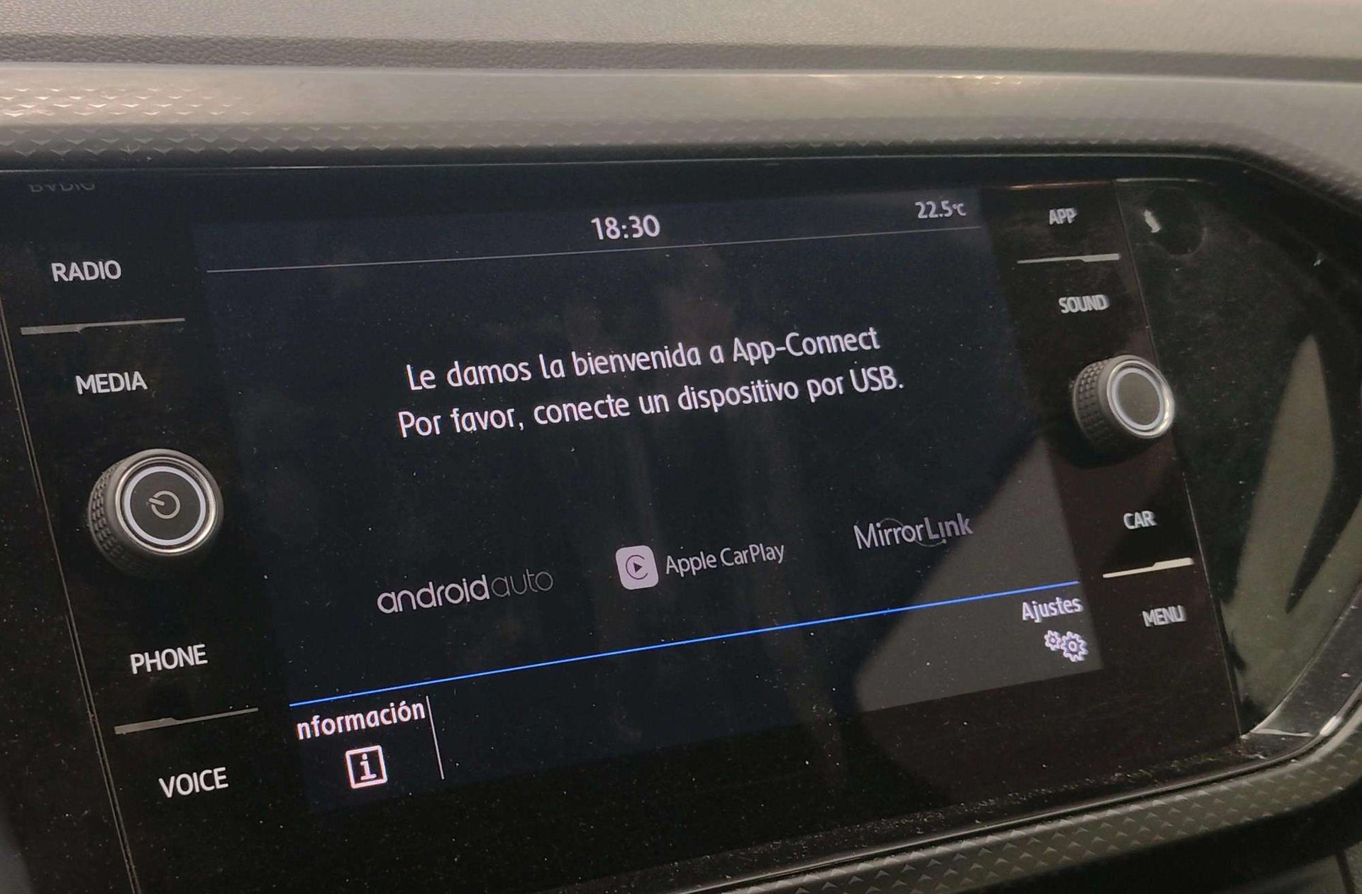 Volkswagen T-Cross Advance 1.0 TSI - foto 7