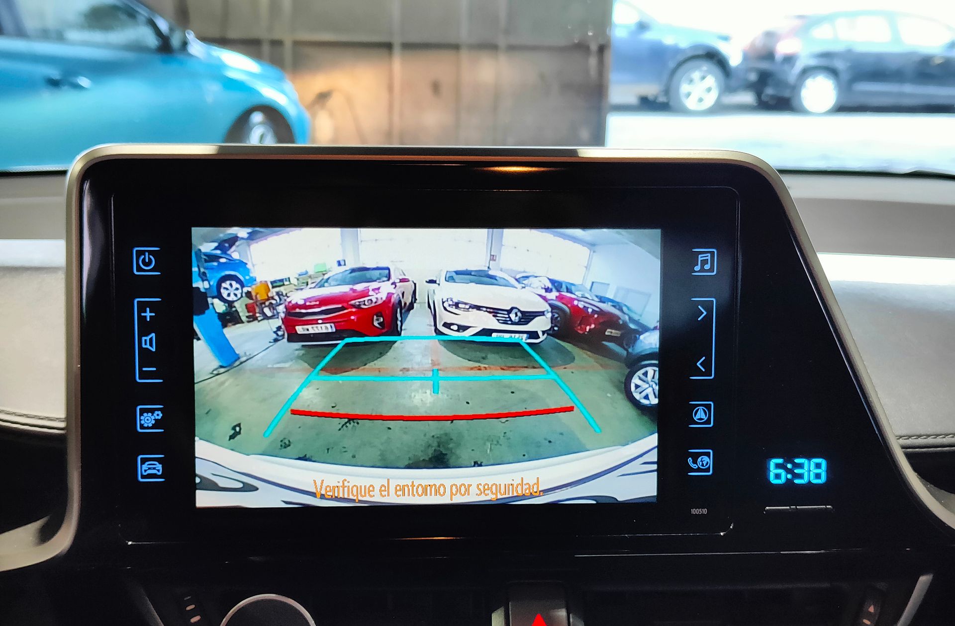 Toyota C-HR 1.8 125H Advance - foto 9