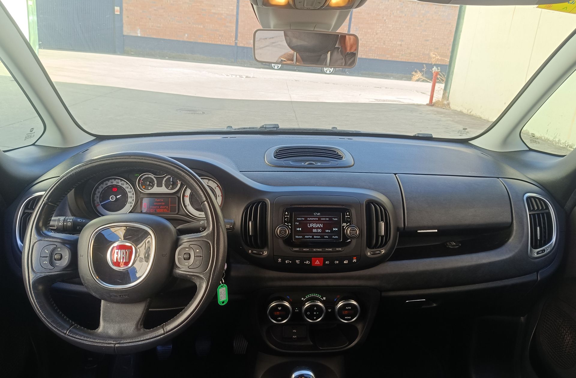 Fiat 500L 1.3 16v MultiJet II Living 7 plazas - foto 7
