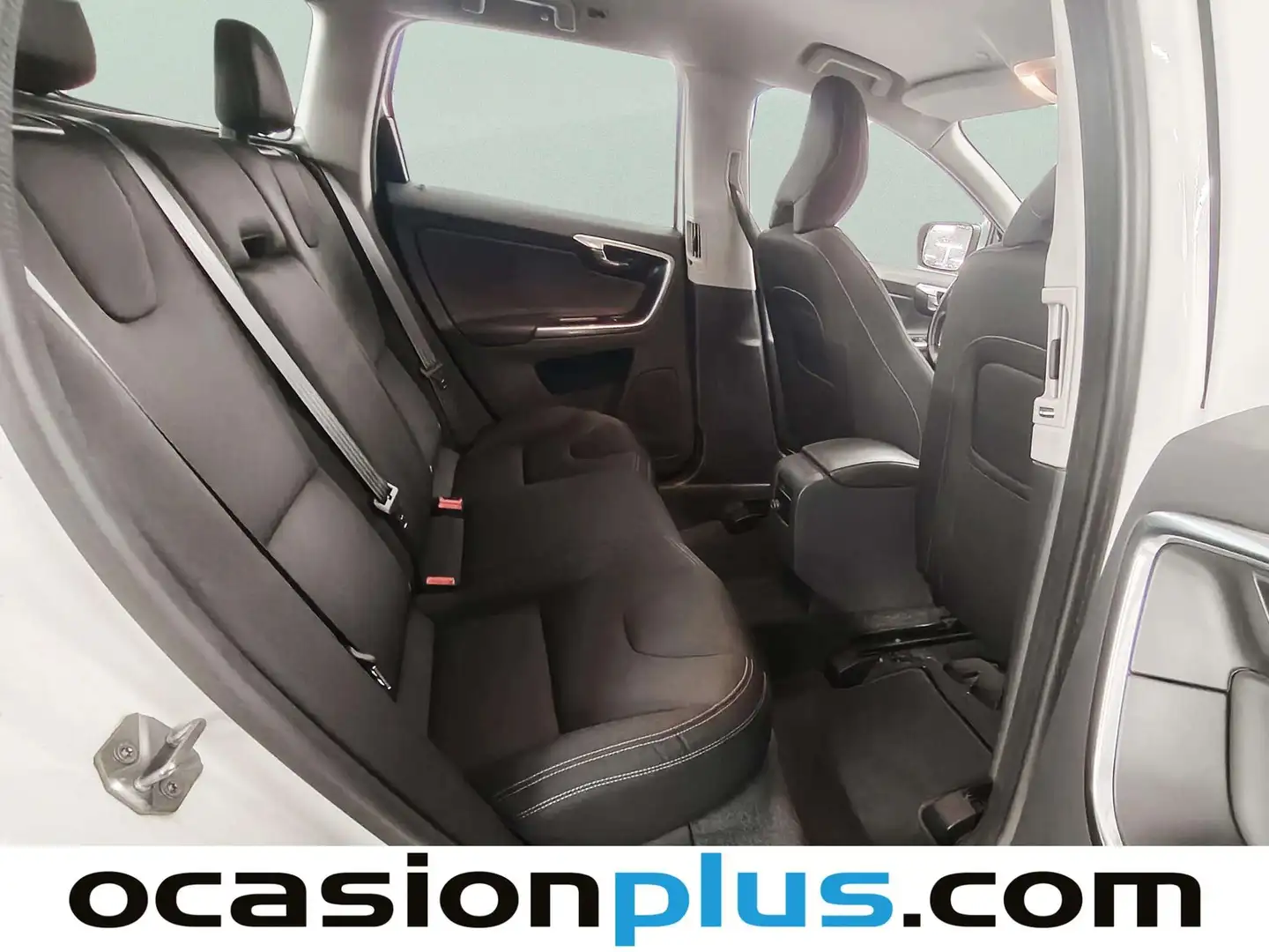 Foto Volvo XC60 Volvo XC60 D3 Kinetic Auto (150 CV)