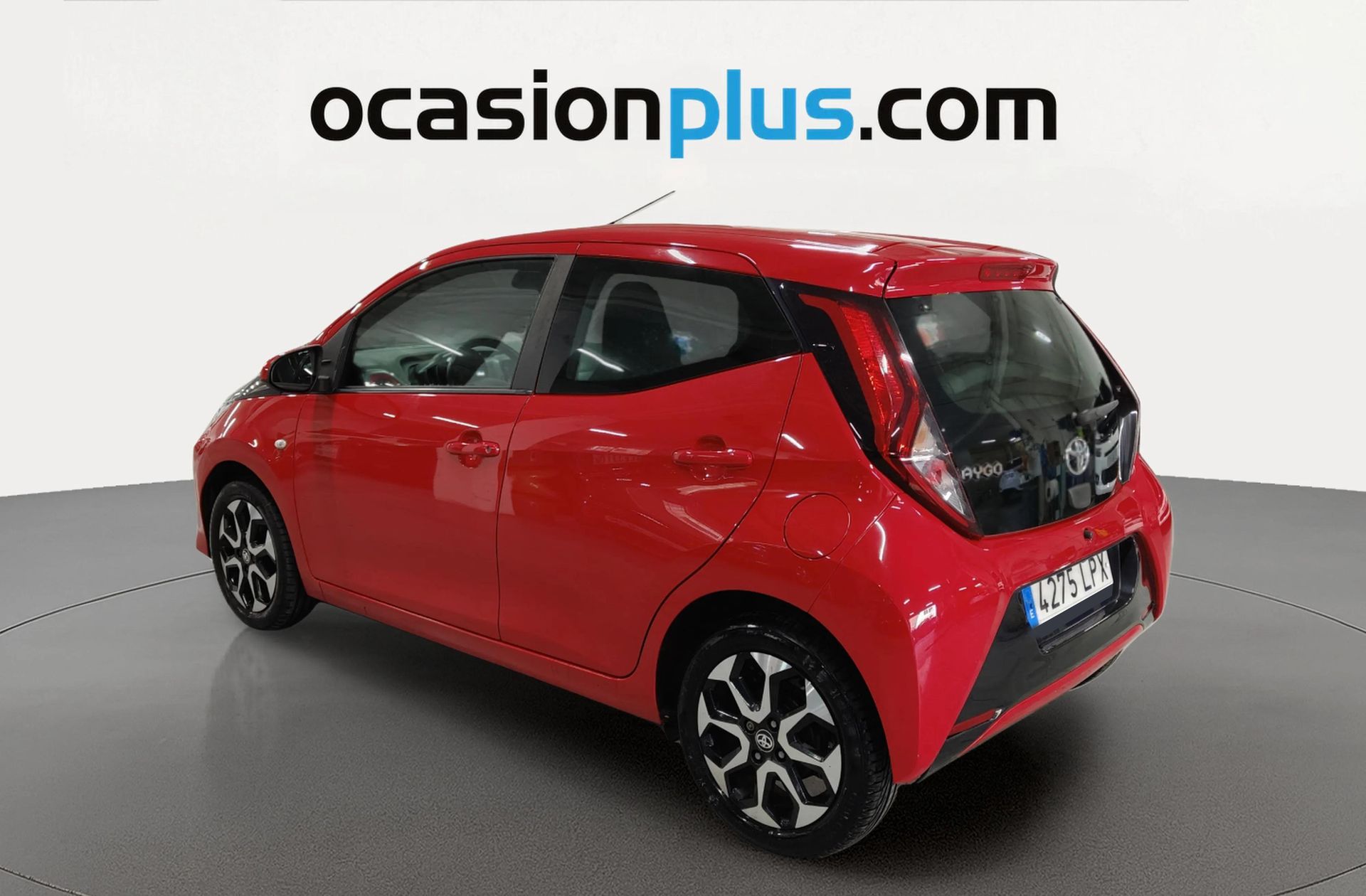 Toyota Aygo 1.0 70 x-play - foto 3