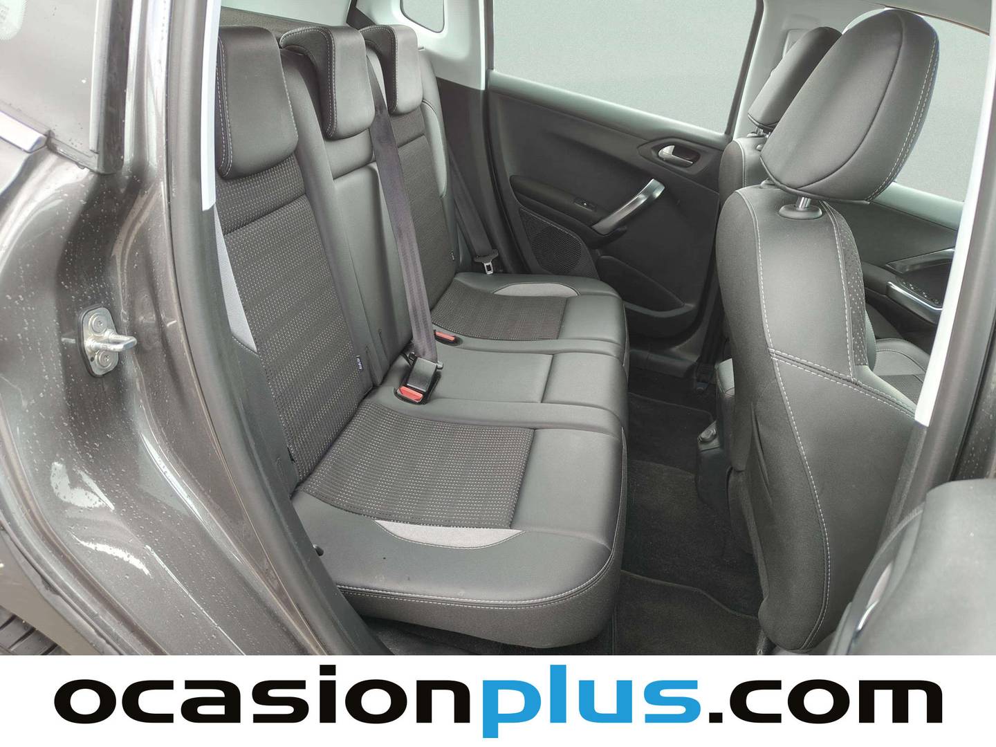 Foto Peugeot 2008 Peugeot 2008 PureTech 130 S&S Allure  (130 CV)