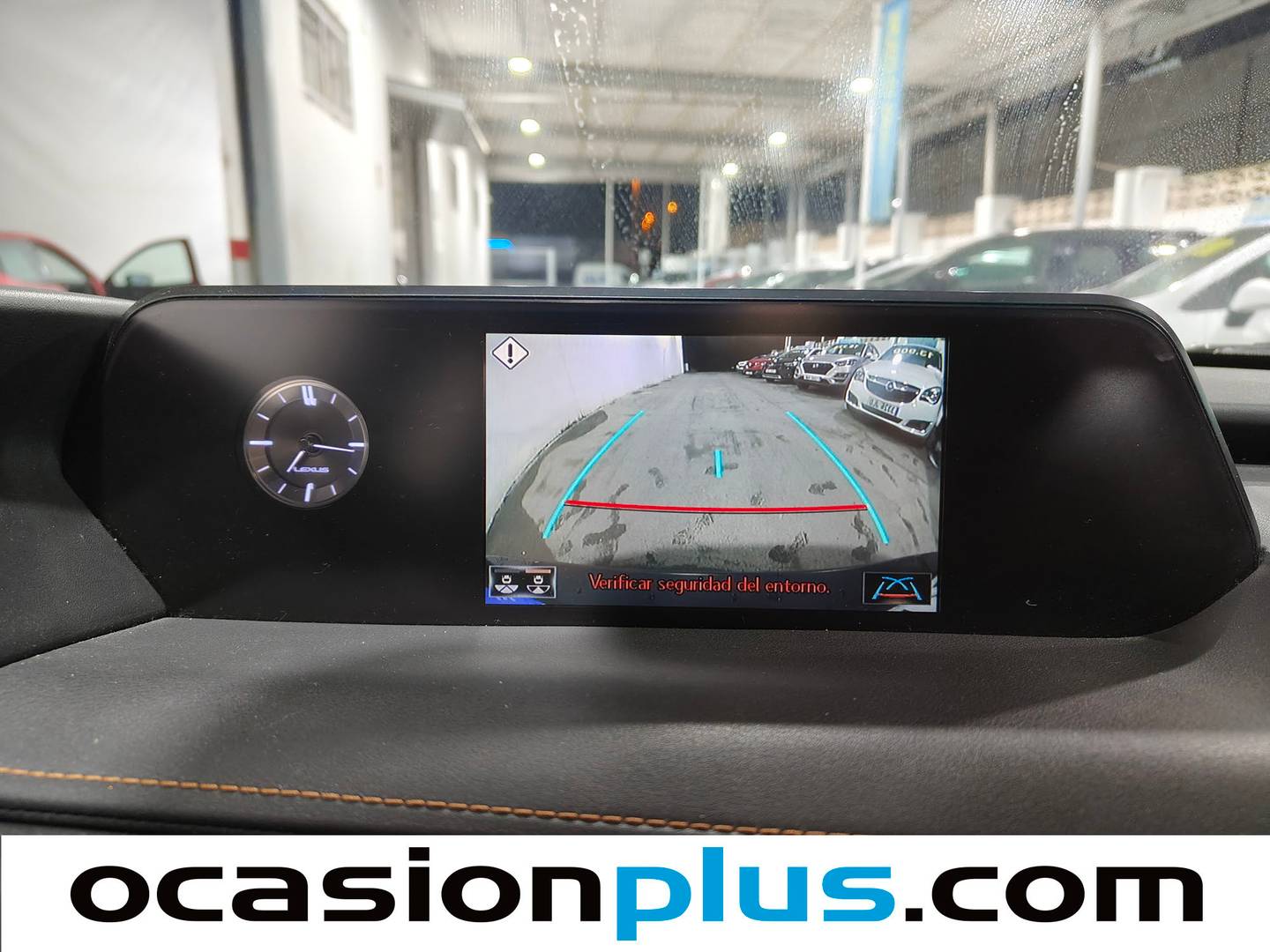 Foto Lexus UX Lexus UX 250h Executive Navigation (184 CV)