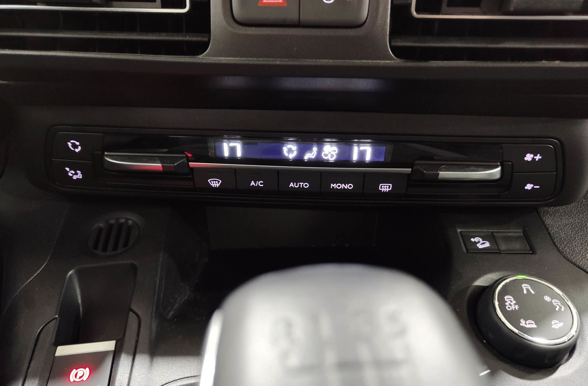 Toyota Proace City 1.5D Family Active L1 - foto 27