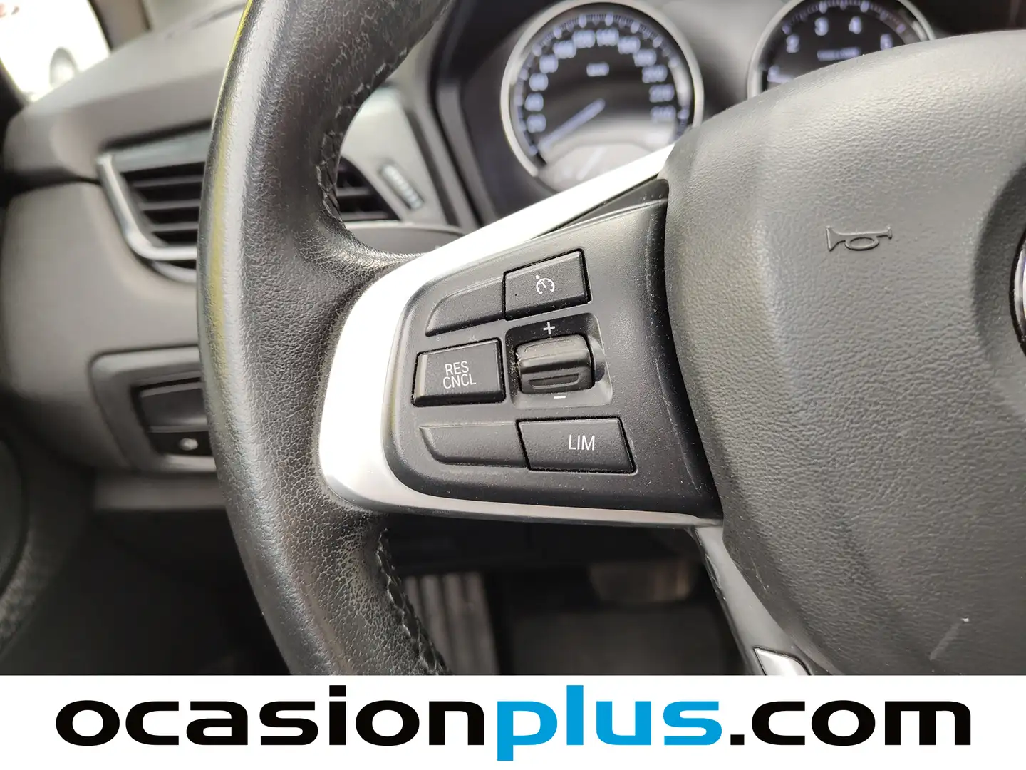 Foto BMW Serie 2 Active Tourer BMW Serie 2 225xe iPerformance Active Tourer (220 CV)