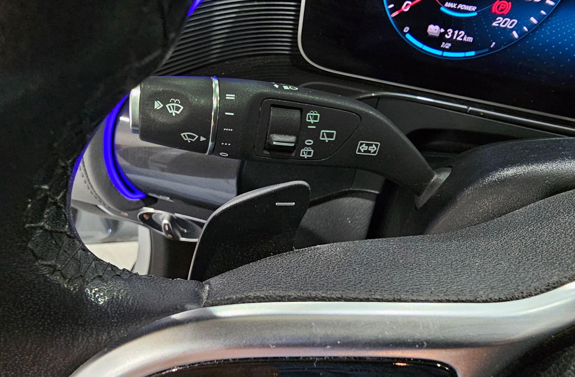 Mercedes-Benz EQC SUV 400 4Matic Pack AMG - foto 32
