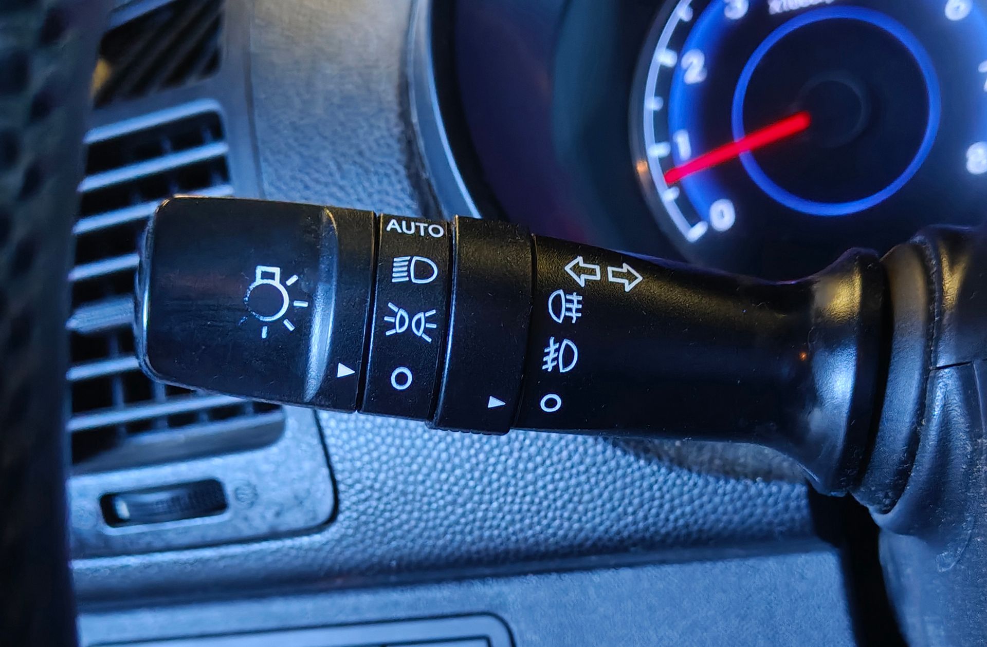 Hyundai ix20 1.4 MPI BlueDrive Klass - foto 20