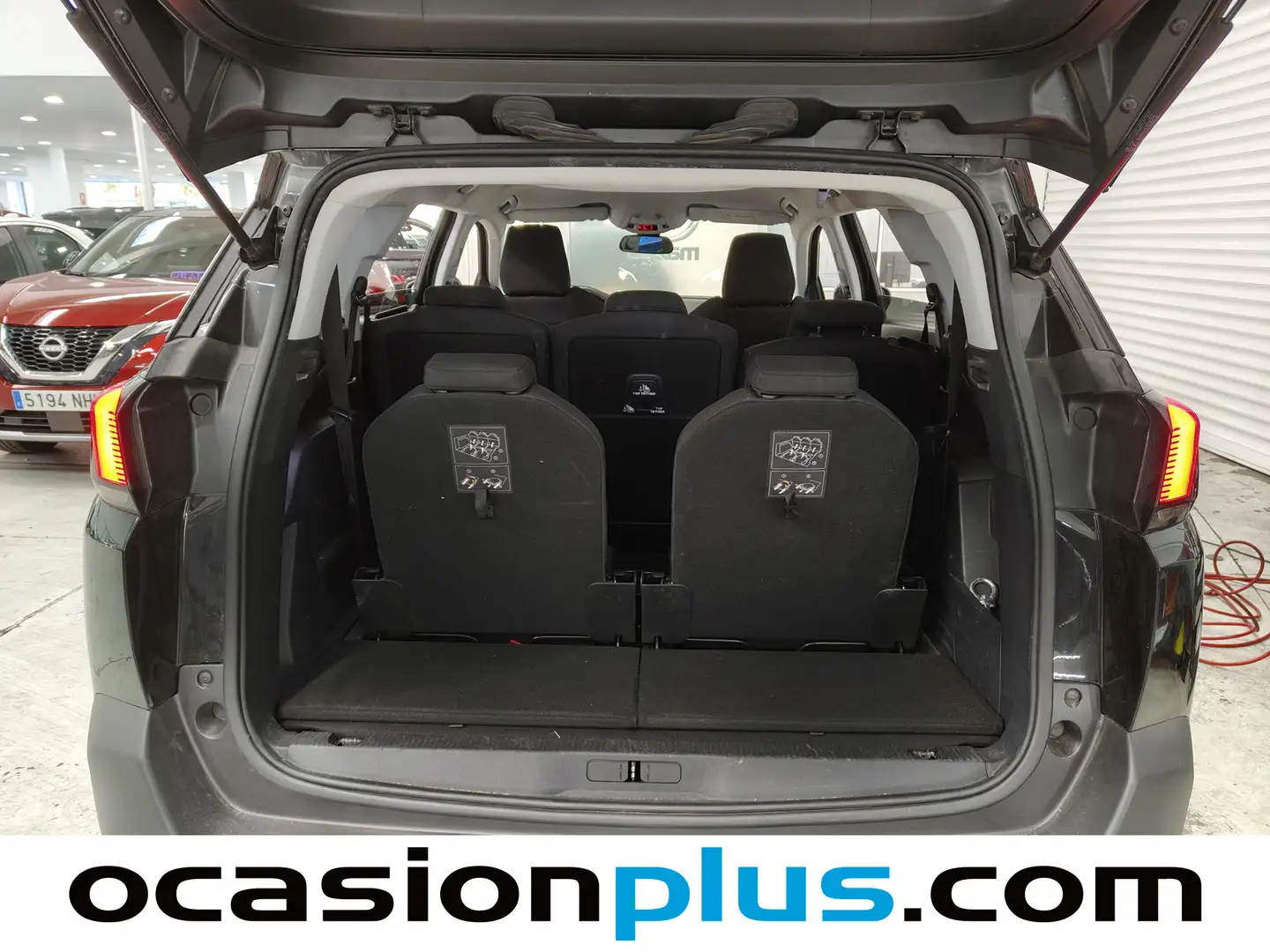 Foto Peugeot 5008 Peugeot 5008 1.6 BlueHDi Active EAT6 S&S (120 CV)  7 PLAZAS