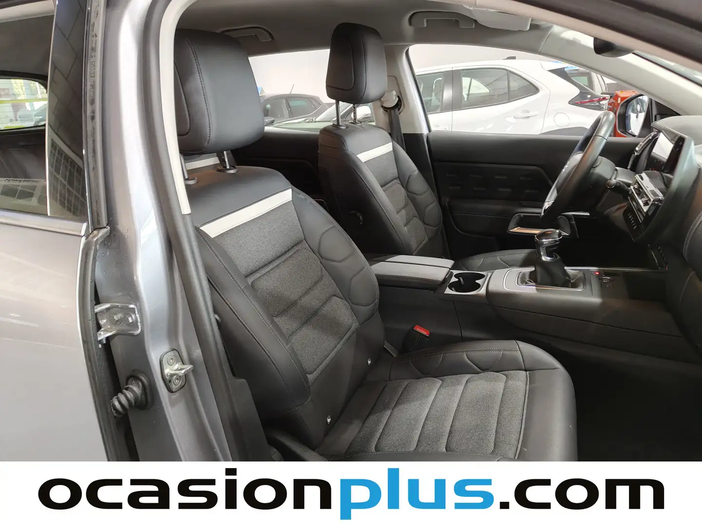 Foto Citroën C5 Aircross Citroen C5 Aircross PureTech 130 S&S Plus (131 CV)