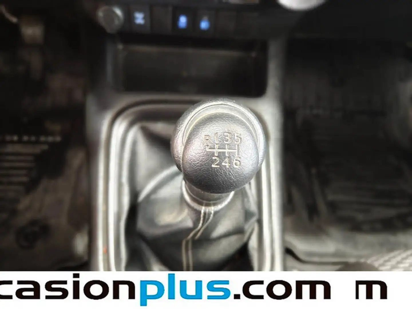 Foto Toyota Hilux Toyota Hilux 2.4 D-4D Doble Cabina GX (150 CV)