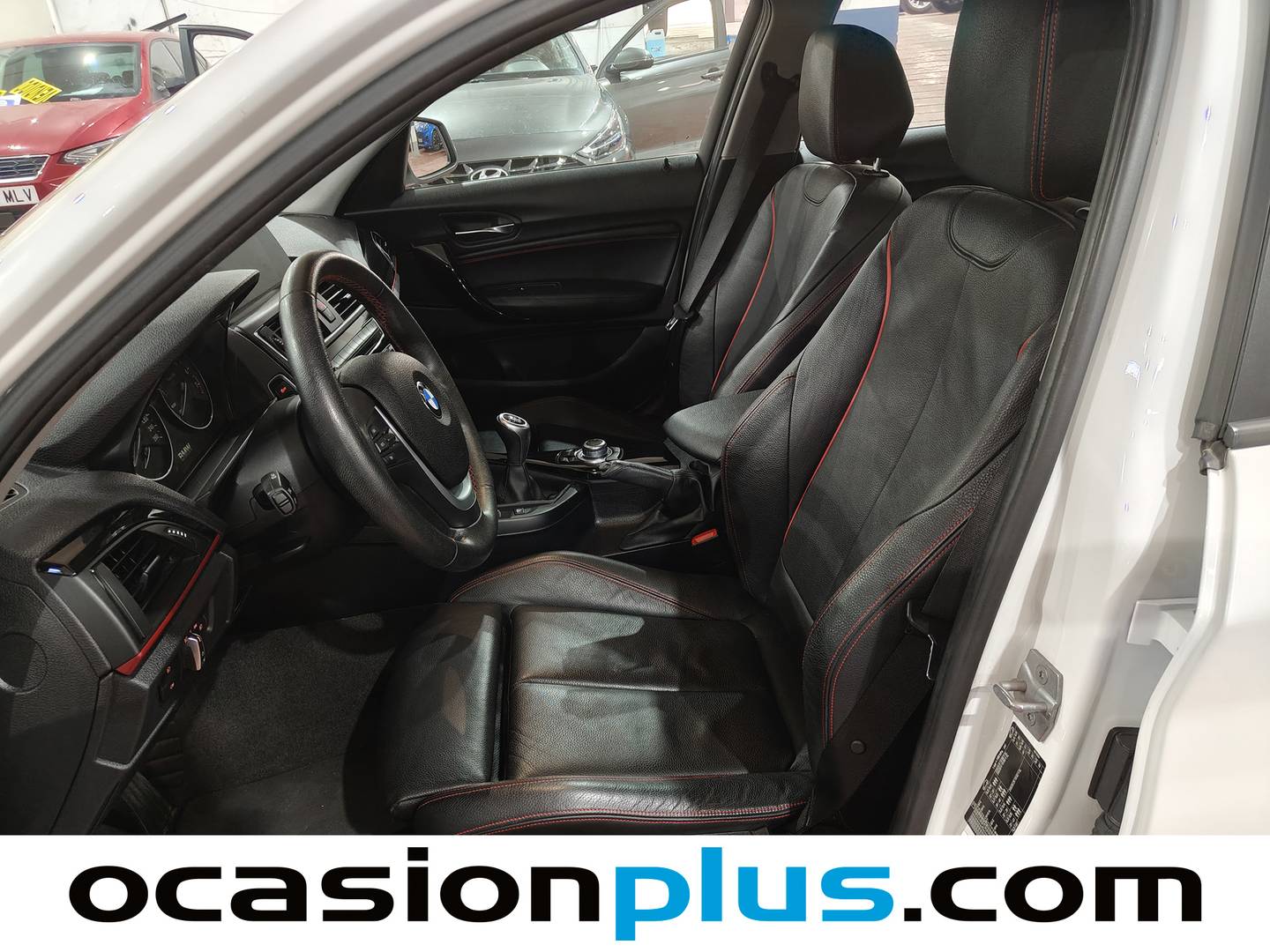 Foto asientos delanteros BMW Serie 1 BMW Serie 1 118i (136 CV) Pack Sport