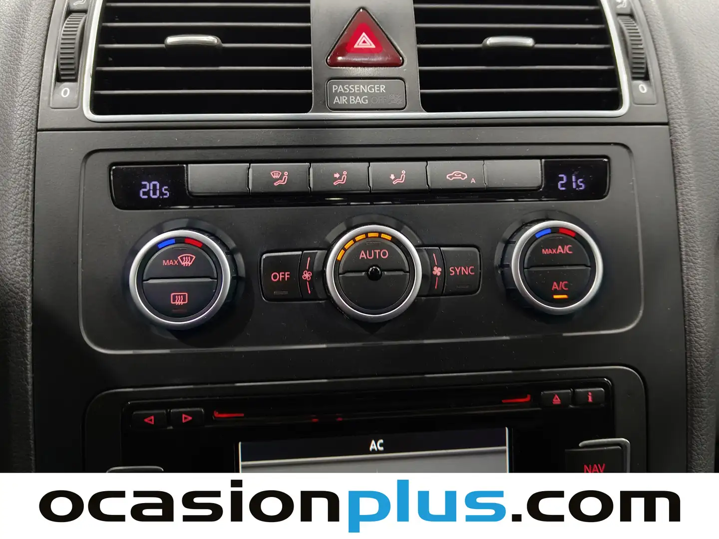 Foto Volkswagen Touran Volkswagen Touran Sport 1.4 TSI (140 CV) DSG