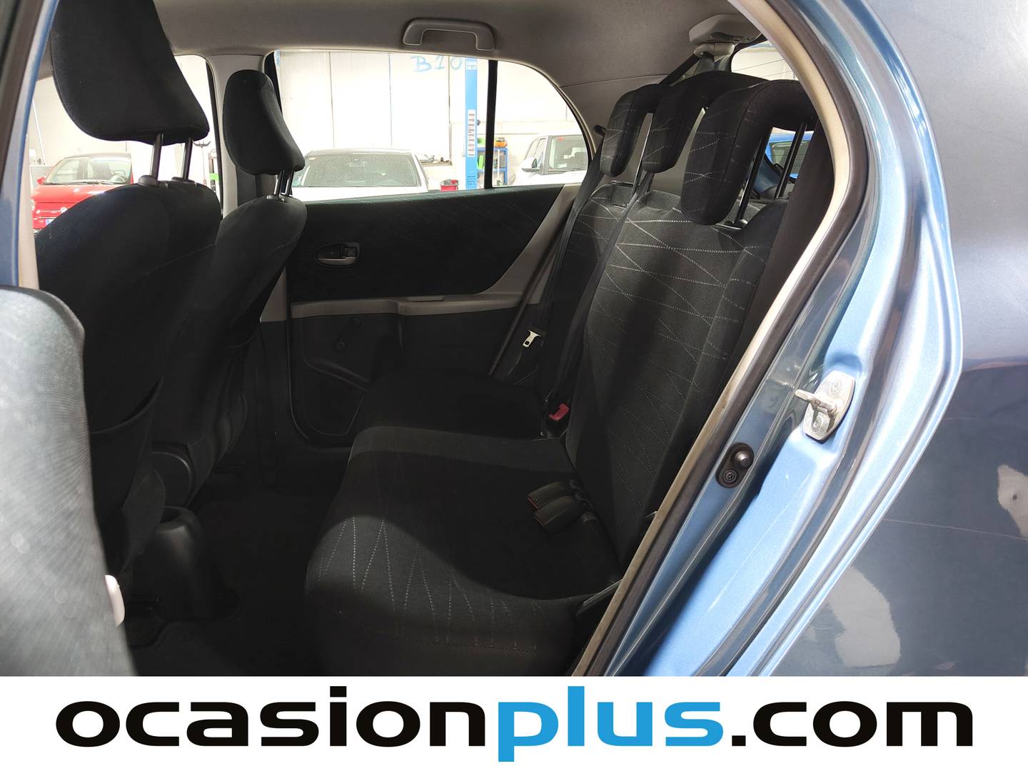 Foto asientos traseros Toyota Yaris Toyota Yaris 1.3 VVT-i Yaris (87 CV)