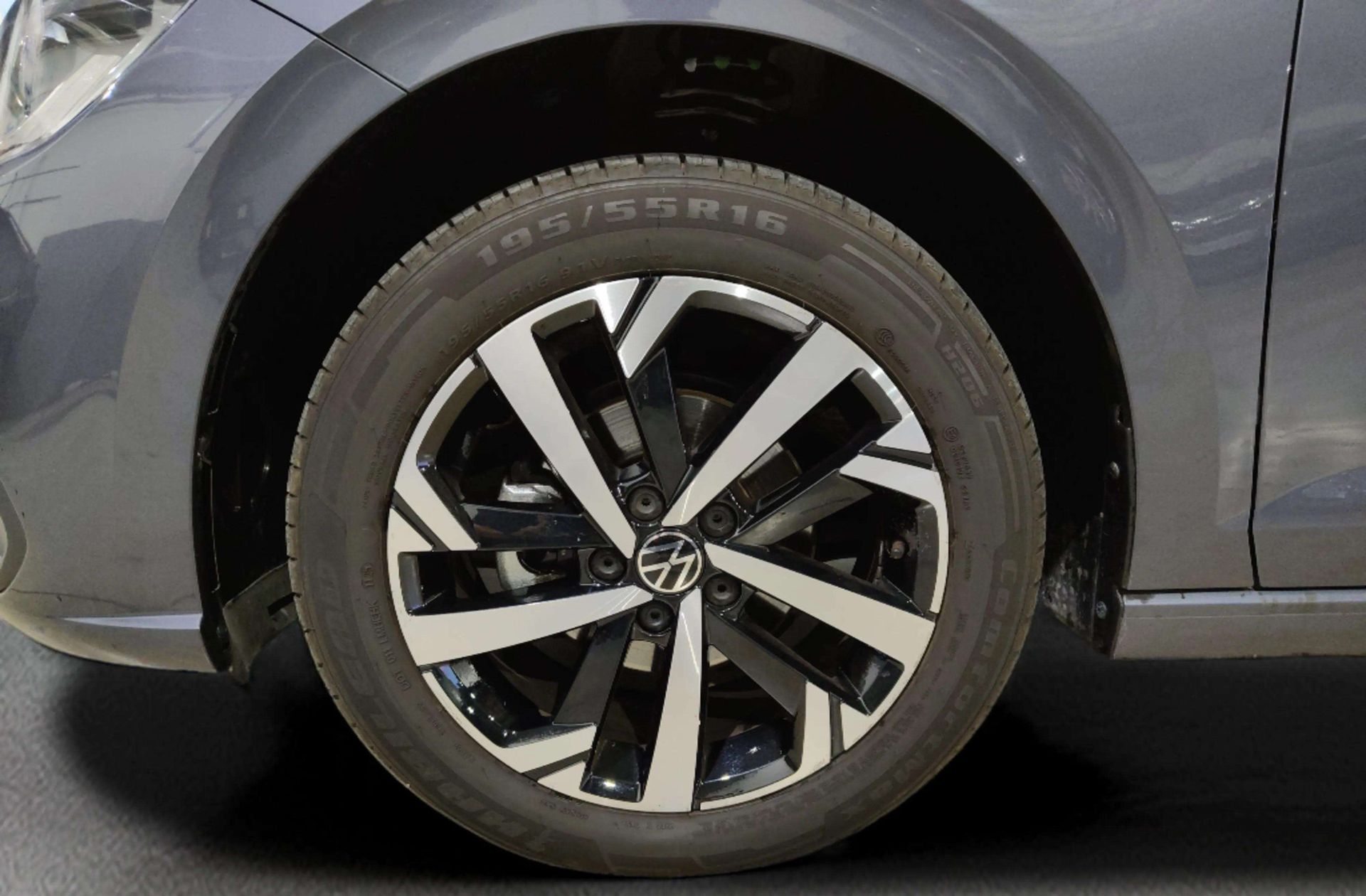Volkswagen Polo ``más`` 1.0 TSI DSG - foto 37