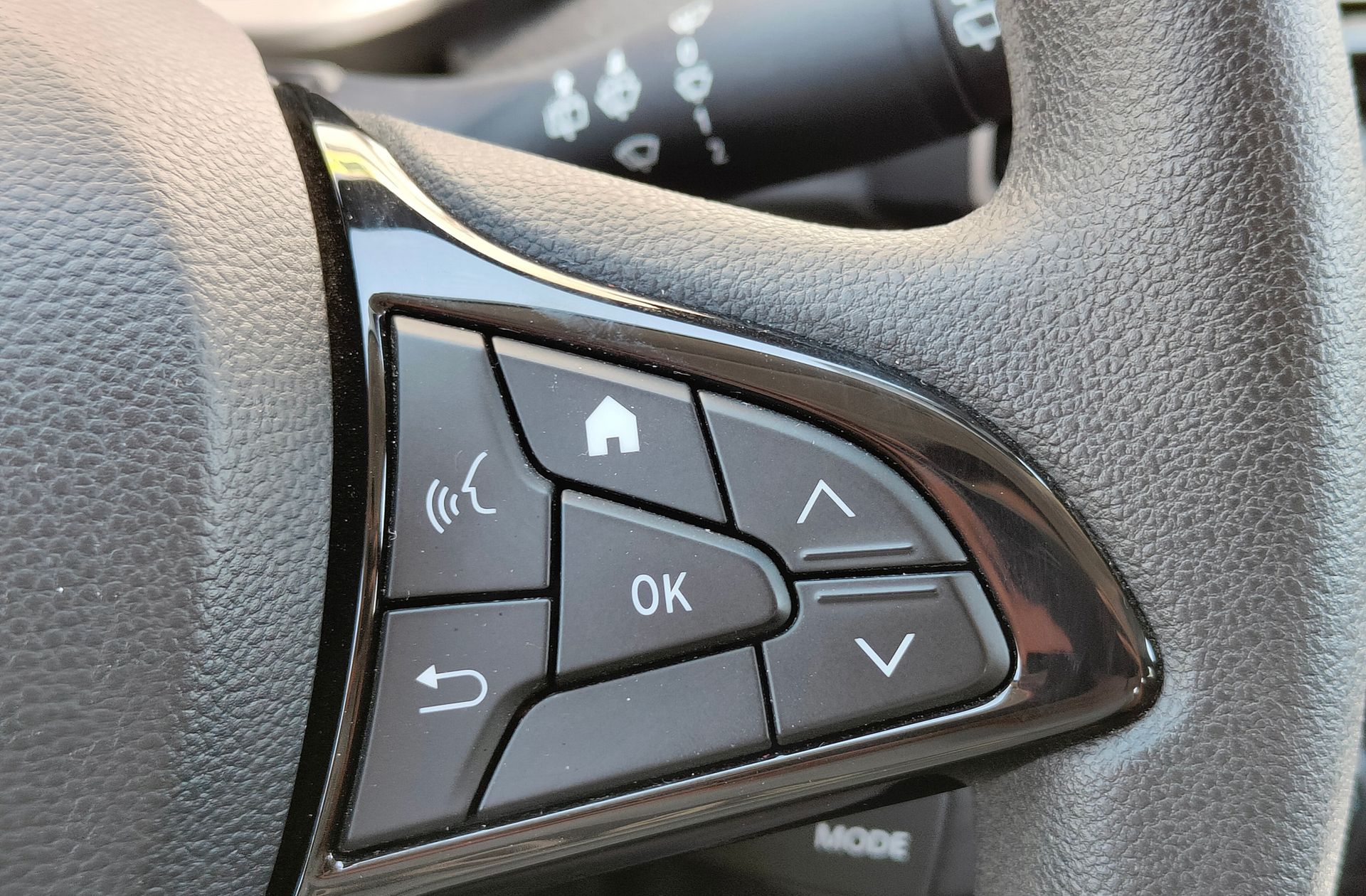 Dacia Sandero Essential TCe - foto 26