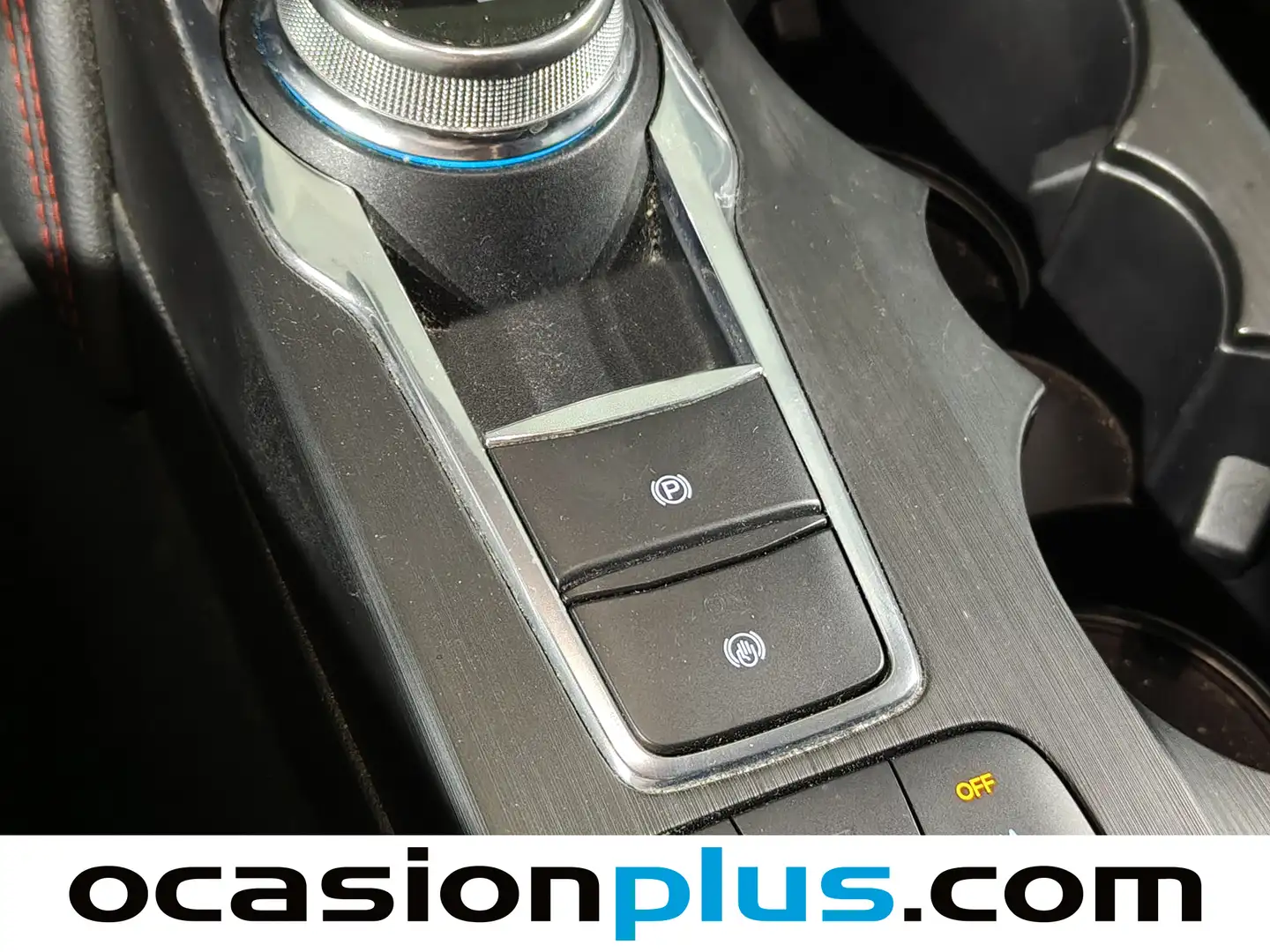 Foto Ford Kuga Ford Kuga 1.5 EcoBlue ST-Line Auto (120 CV)