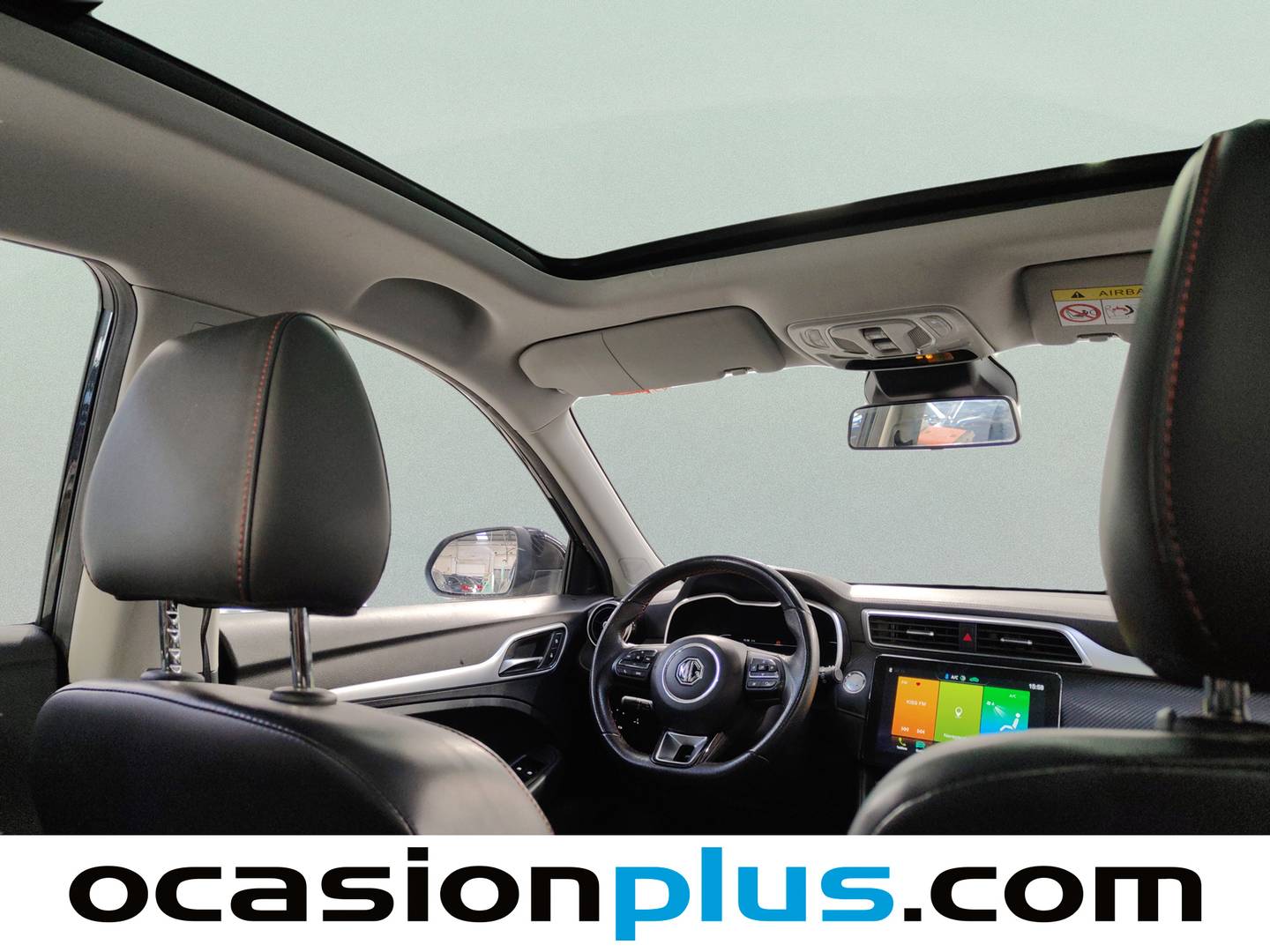 Extras y acabados del MG ZS MG ZS 1.0T Luxury (111 CV)