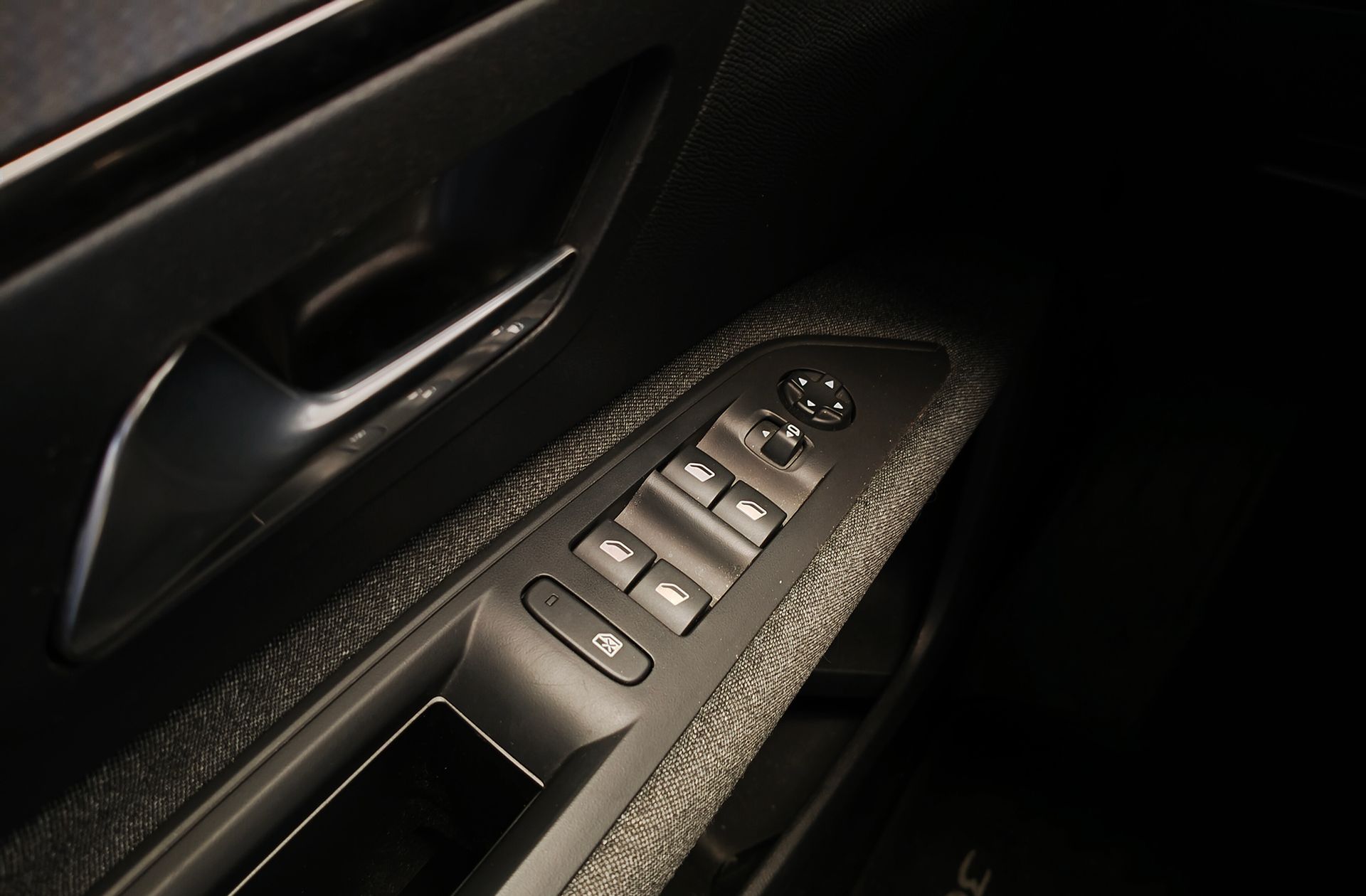Peugeot 3008 BlueHDi 130 Active Pack EAT8 - foto 40