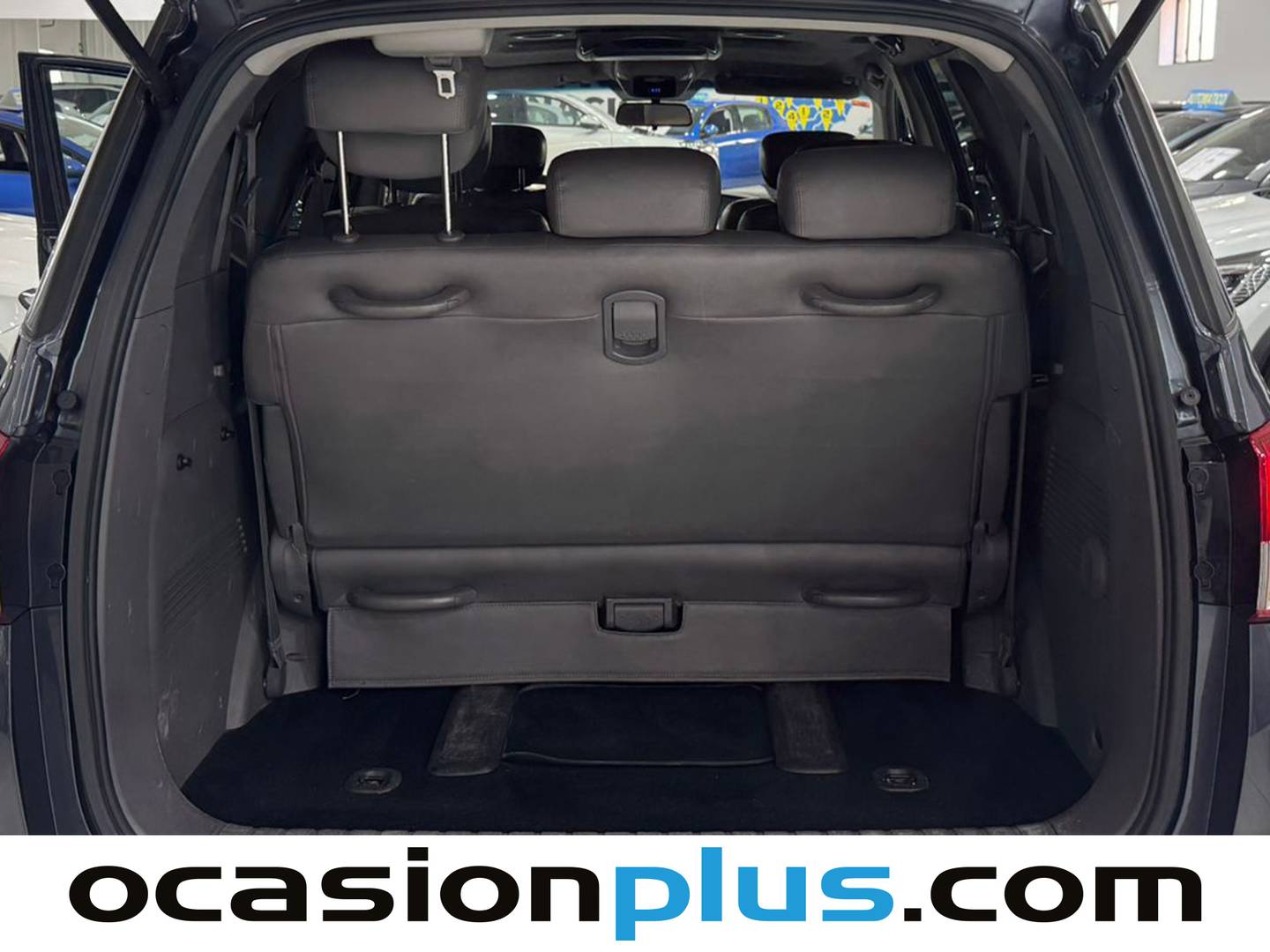 Fotos maletero SsangYong Rodius SsangYong Rodius 2.0 e-Xdi Premium (155 CV) 7 Plazas