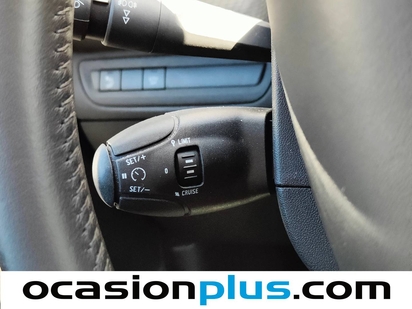 Extras del Peugeot 2008 Peugeot 2008 BlueHDi 100 Signature (100 CV)