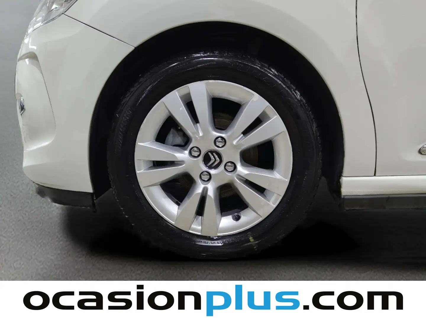 Foto Citroën DS3 Citroen DS3 E-HDI 90 Style CMP (92 CV)