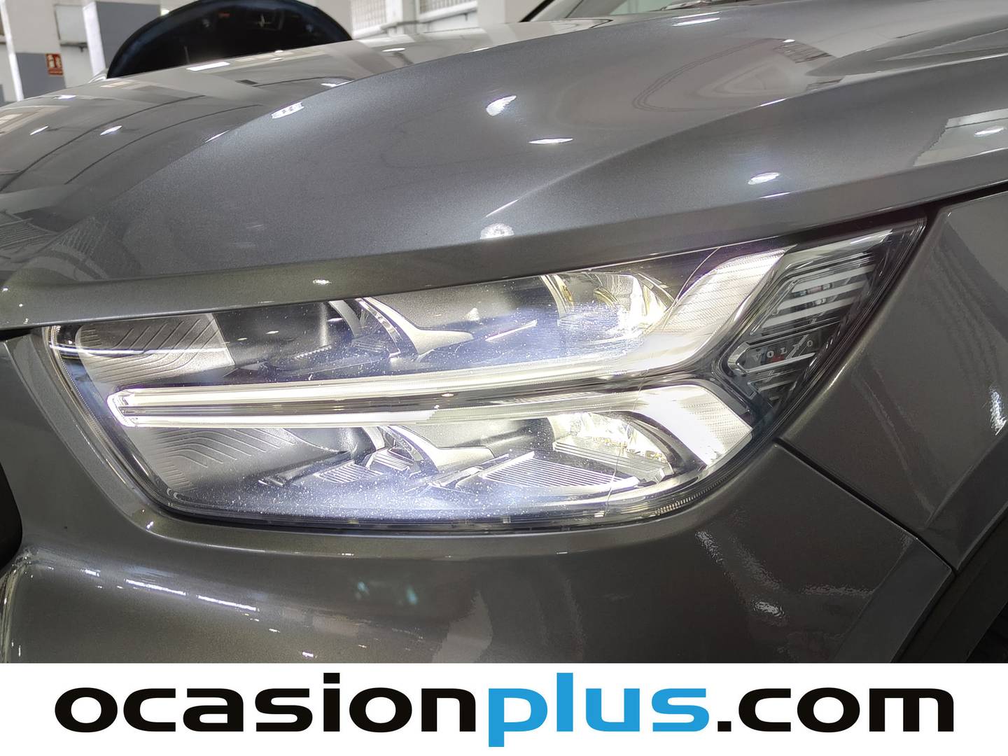 Foto Volvo XC40 Volvo XC40 D4 R-Design AWD Auto (190 CV)