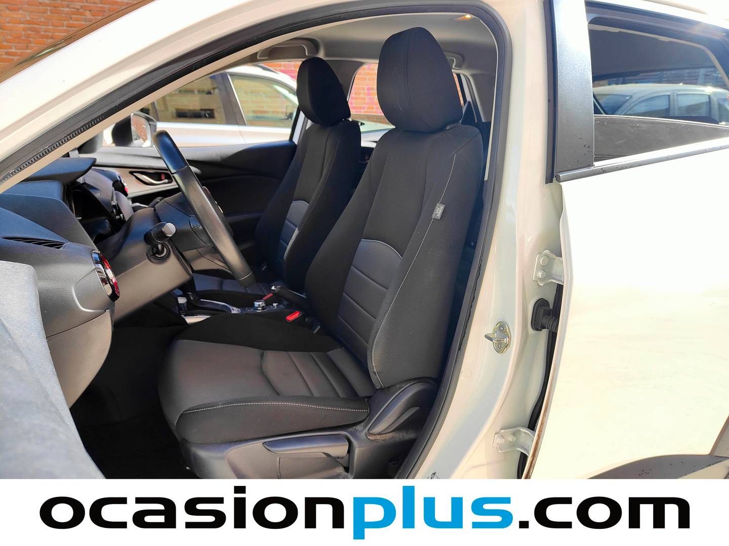 Foto asientos delanteros Mazda CX-3 Mazda CX-3 2.0 SKYACTIV GE Style+ 2WD AT (120 CV)