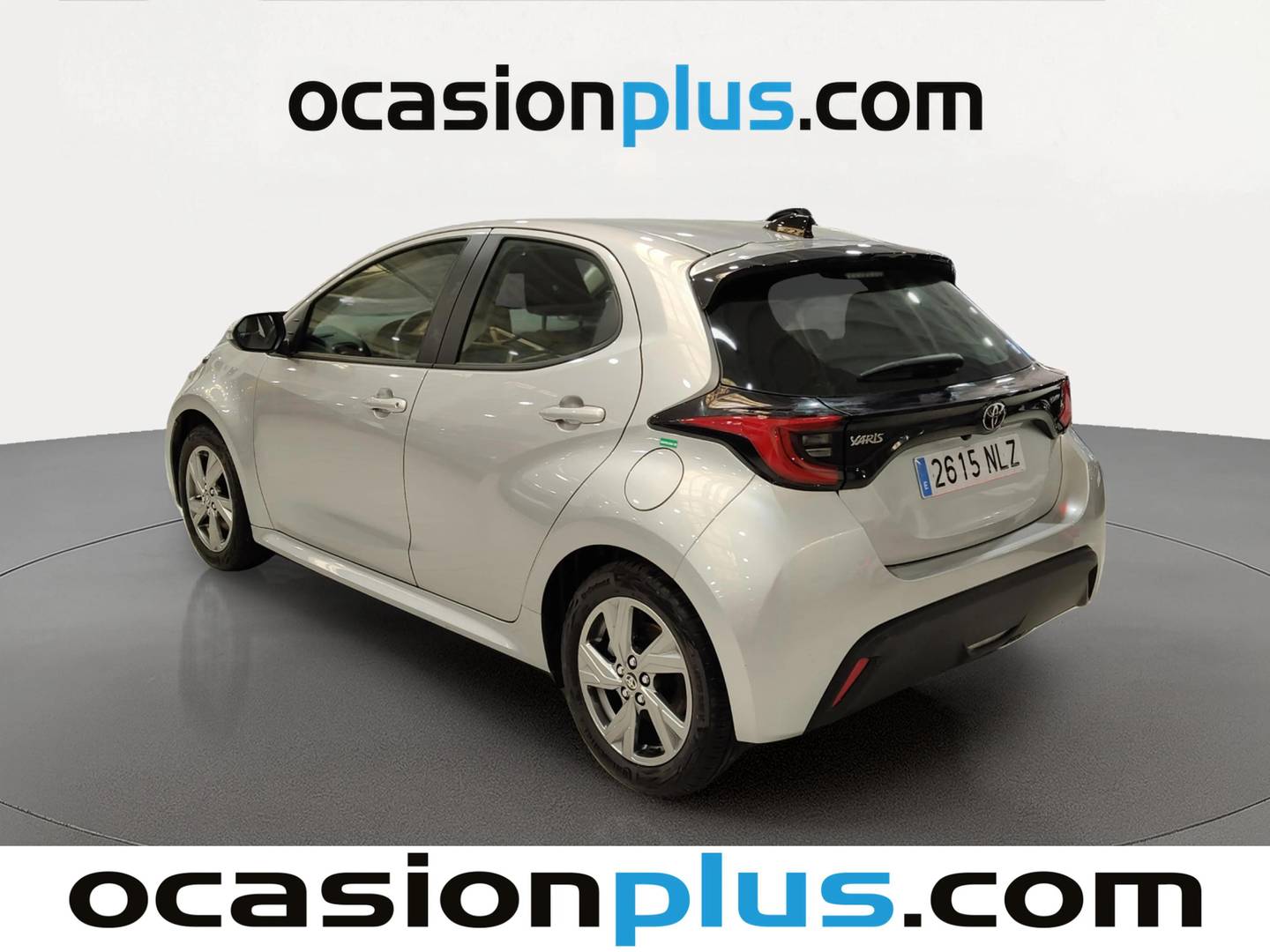 Foto trasera Toyota Yaris Toyota Yaris 120H Active Plus (116 CV) izquierda