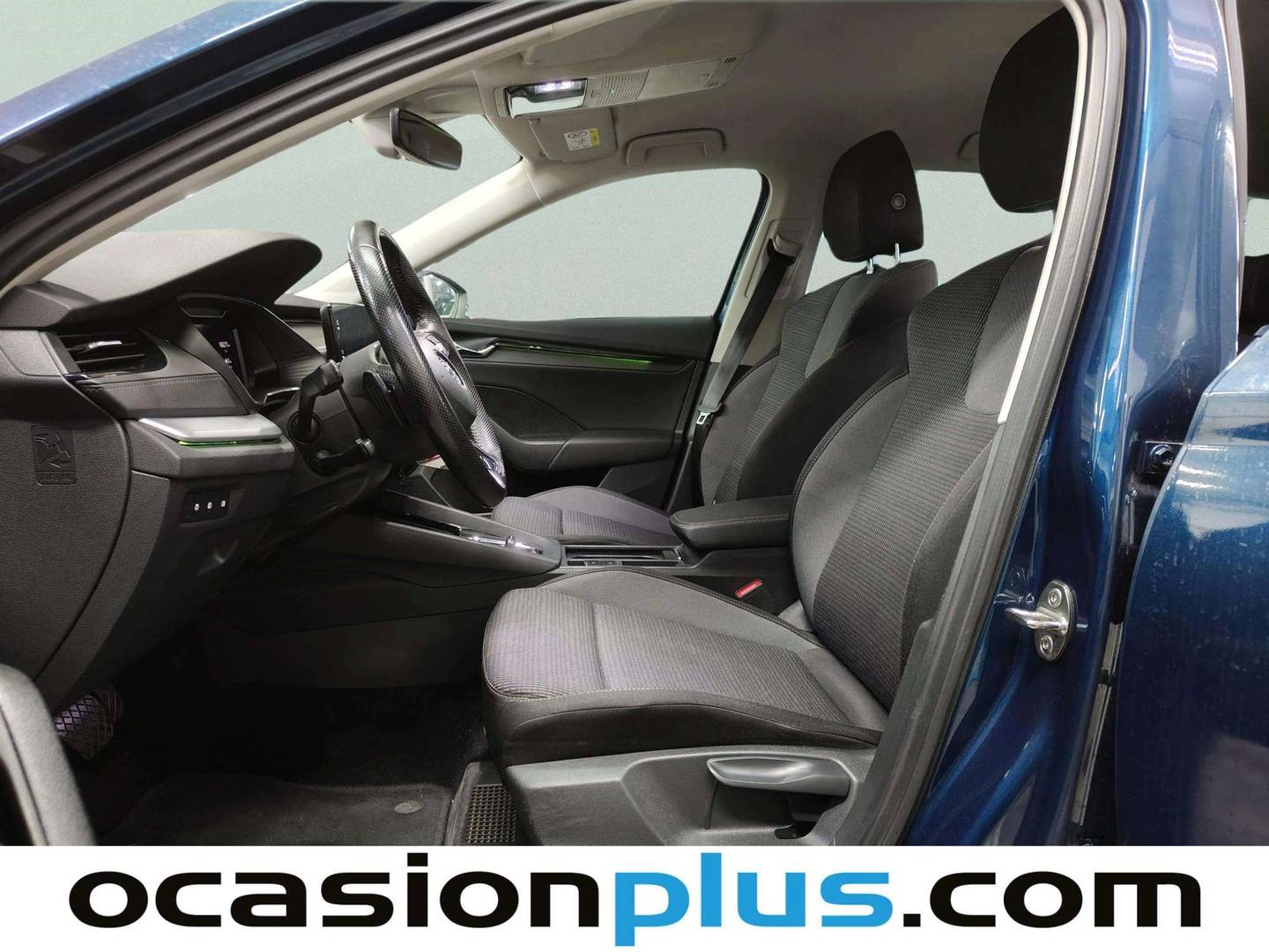 Foto asientos delanteros Skoda Octavia Skoda Octavia Combi 2.0 TDI Ambition DSG (150 CV)