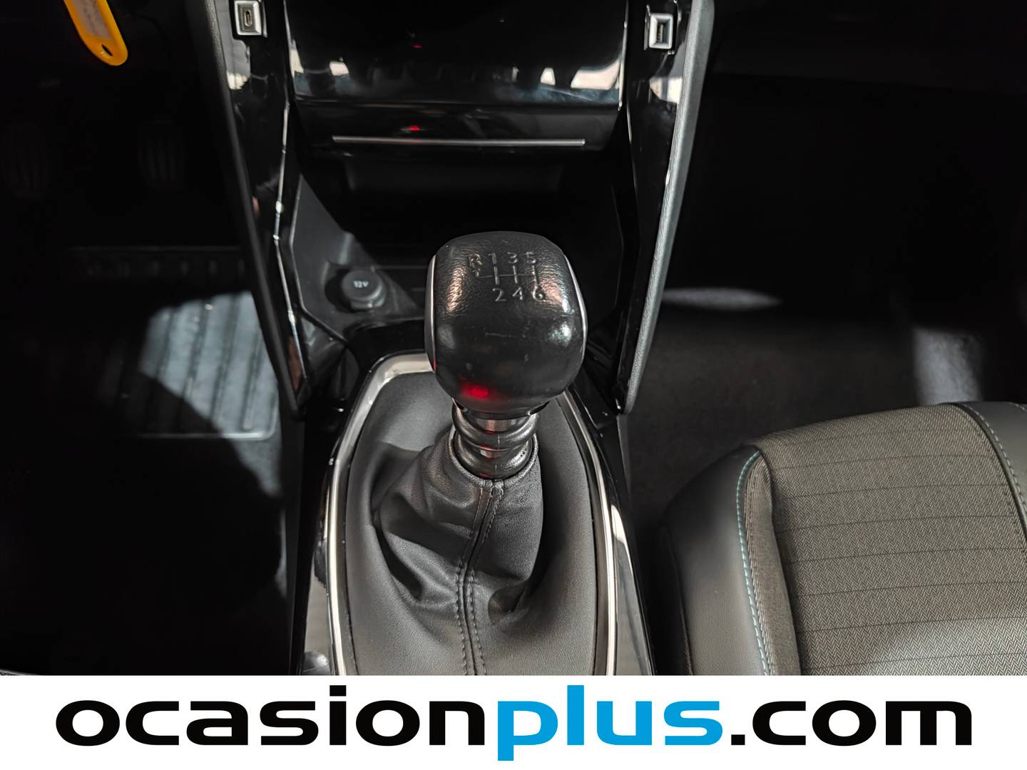 Foto Peugeot 2008 Peugeot 2008 PureTech 100 S&S Allure  (100 CV)