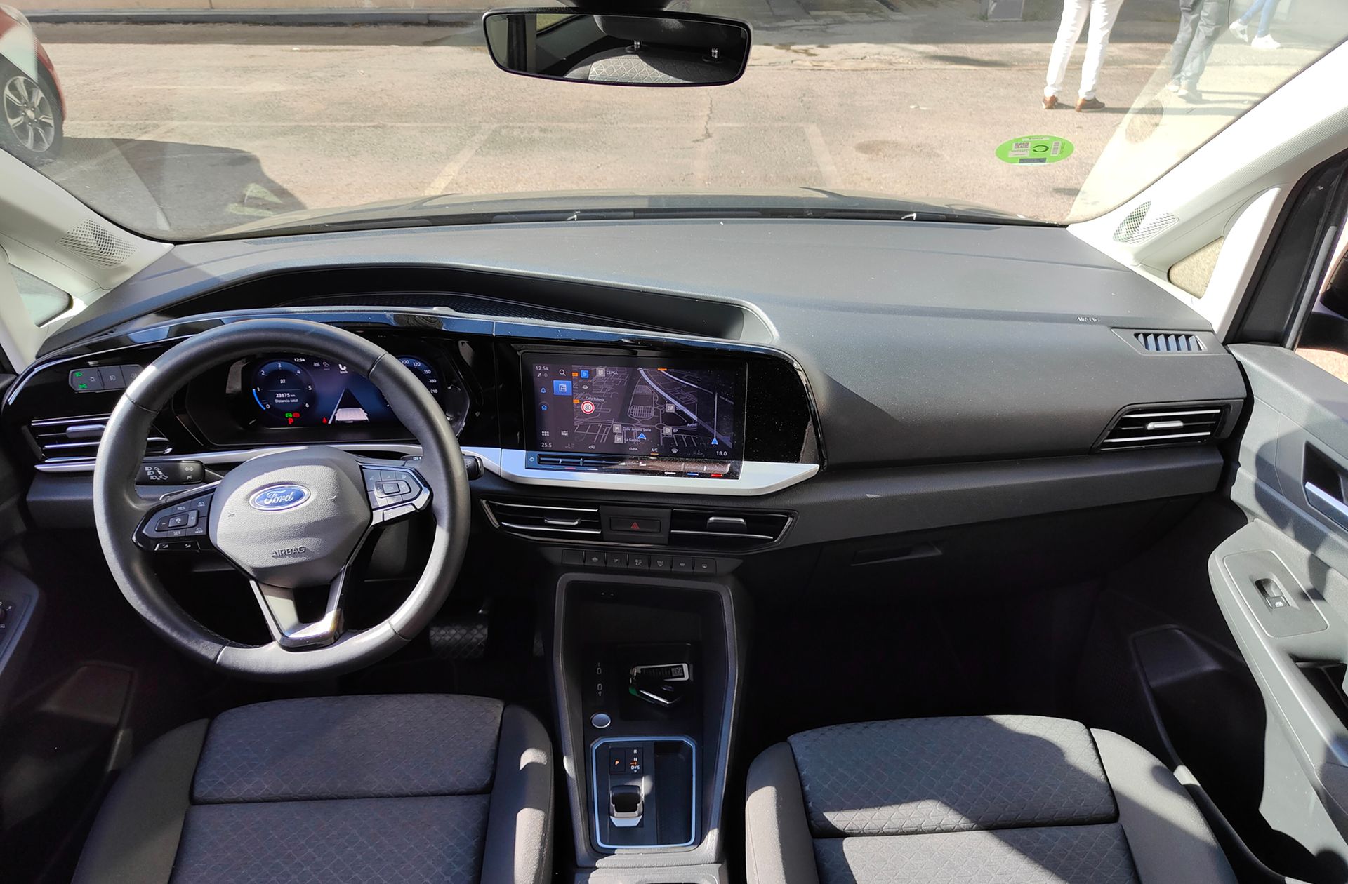 Ford Grand Tourneo Connect 2.0 EcoBlue Titanium 7 plazas - foto 6