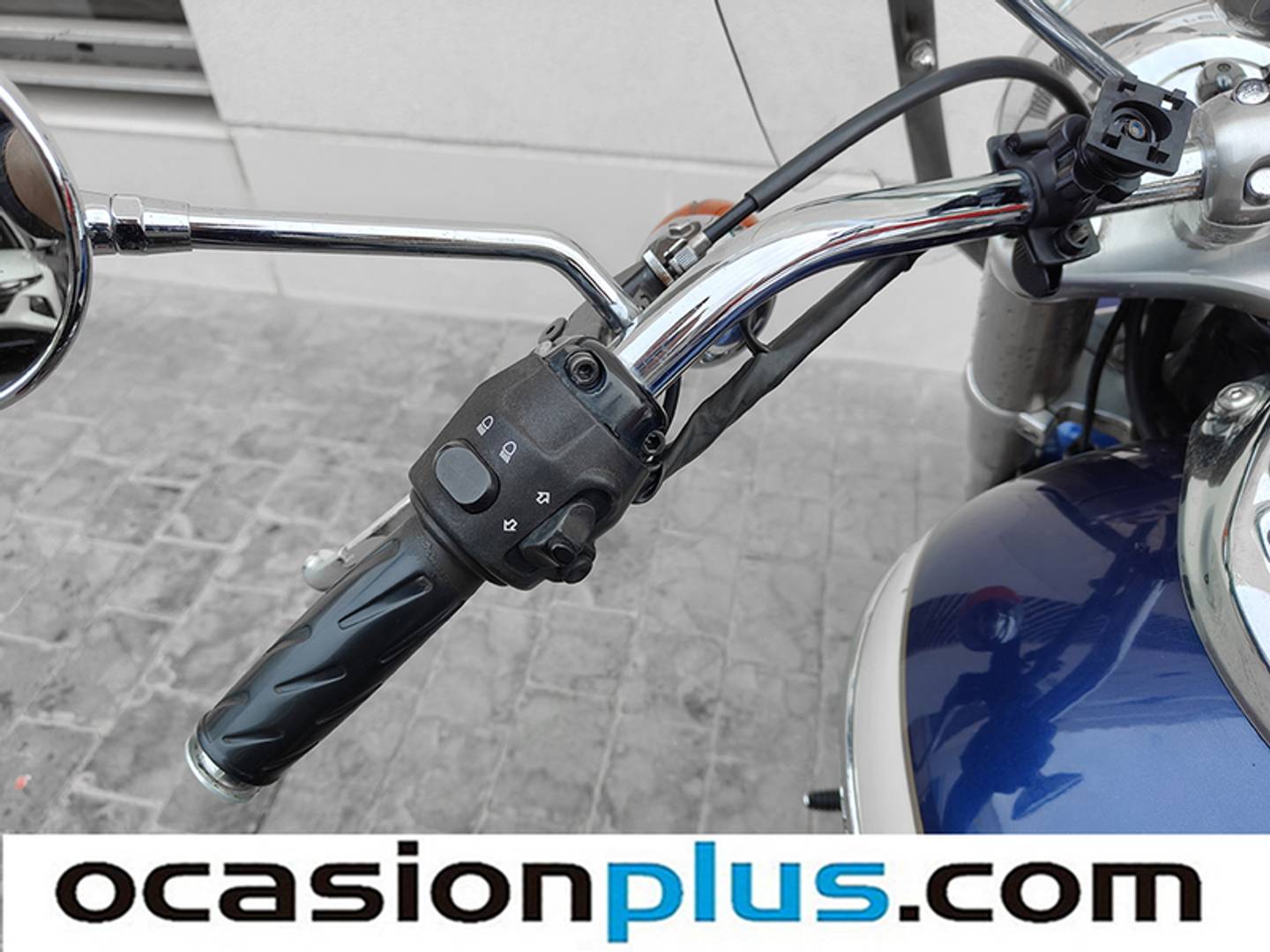 Triumph America A1 Triumph America  (61 CV) gasolina