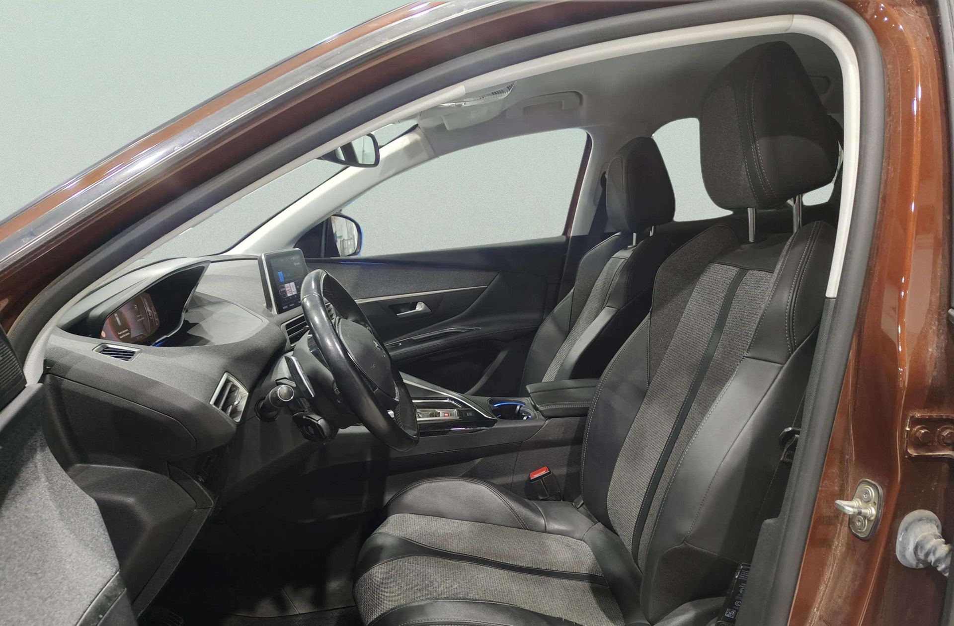 Peugeot 3008 BlueHDi 130 Allure EAT8 - foto 12