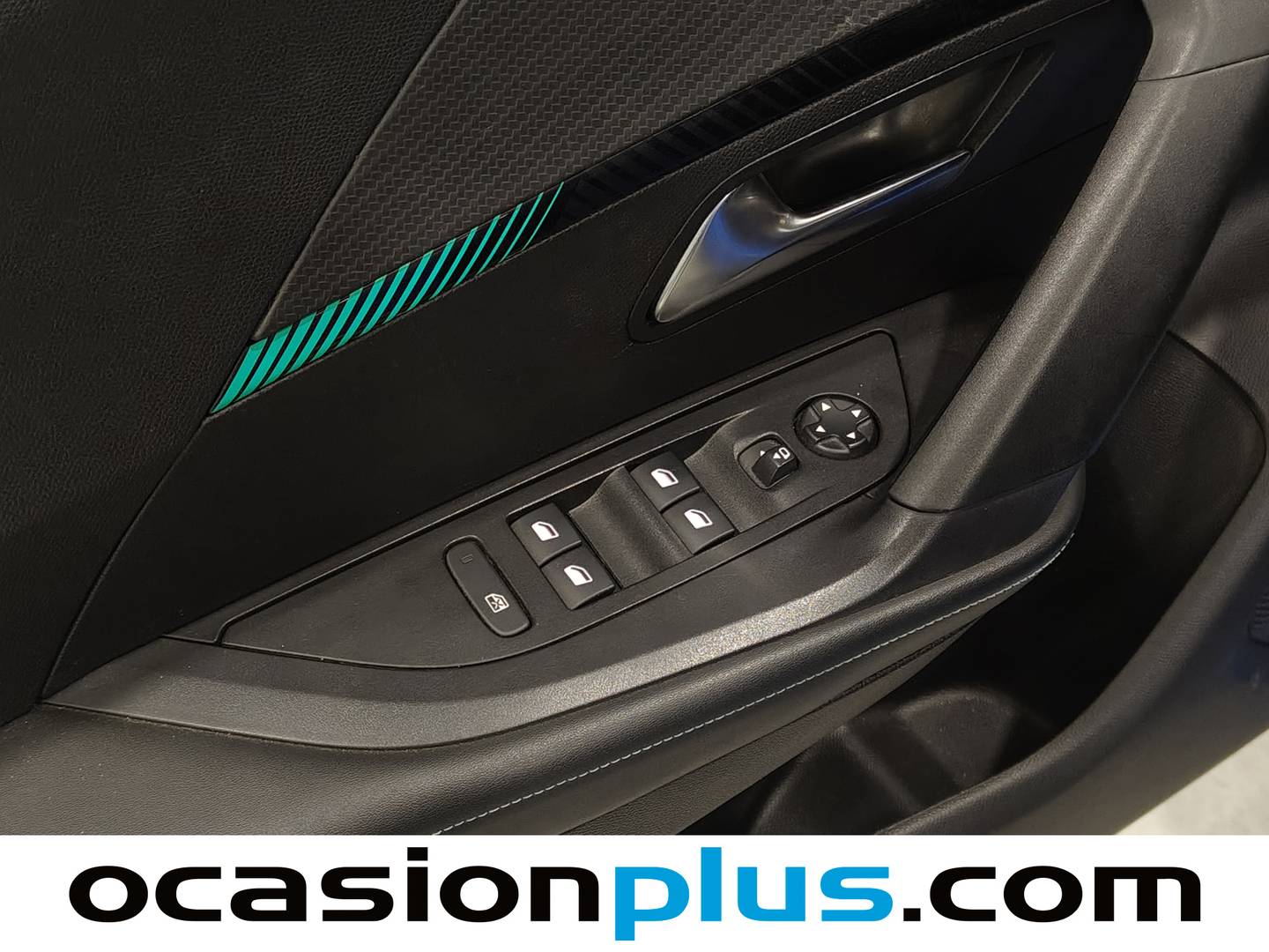 Peugeot 2008 Peugeot 2008 PureTech 100 S&S Allure (100 CV) de segunda mano