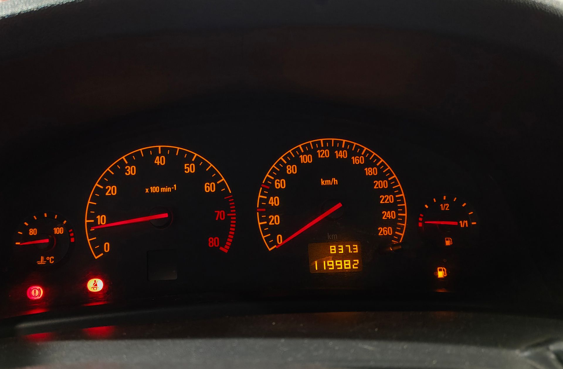 Opel Vectra 1.8 16v Comfort - foto 18