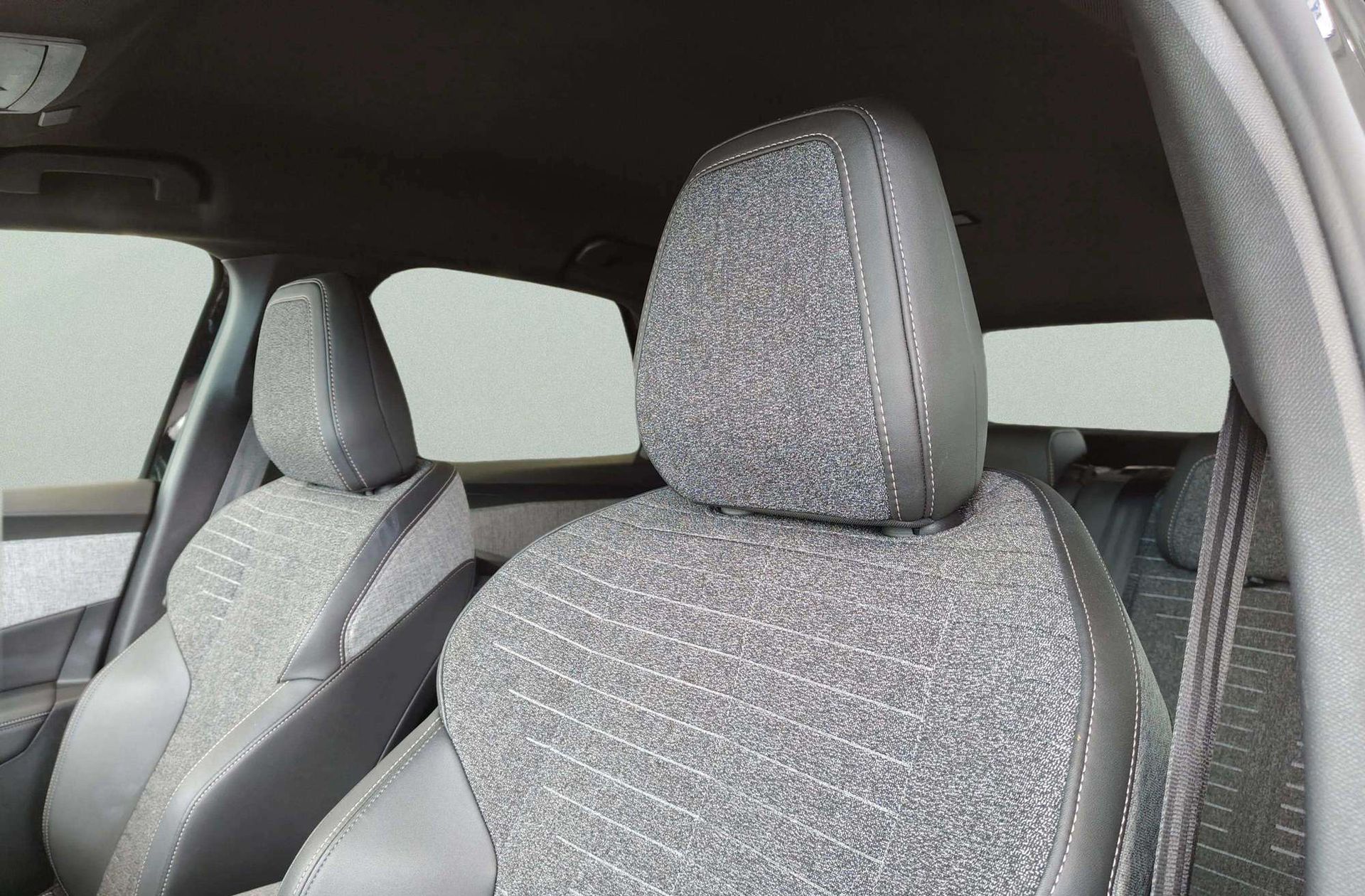 Peugeot 3008 145 Allure eDCS6 - foto 12