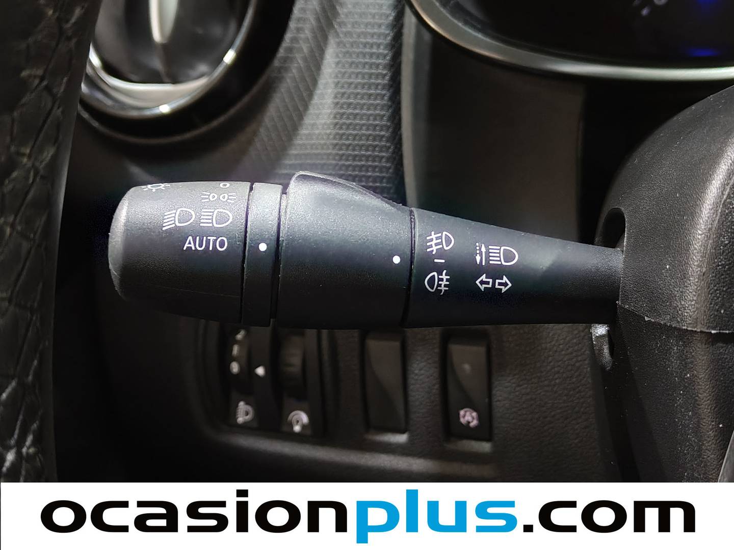 Foto Renault Clio Renault Clio Sport Tourer Zen TCe (90 CV)