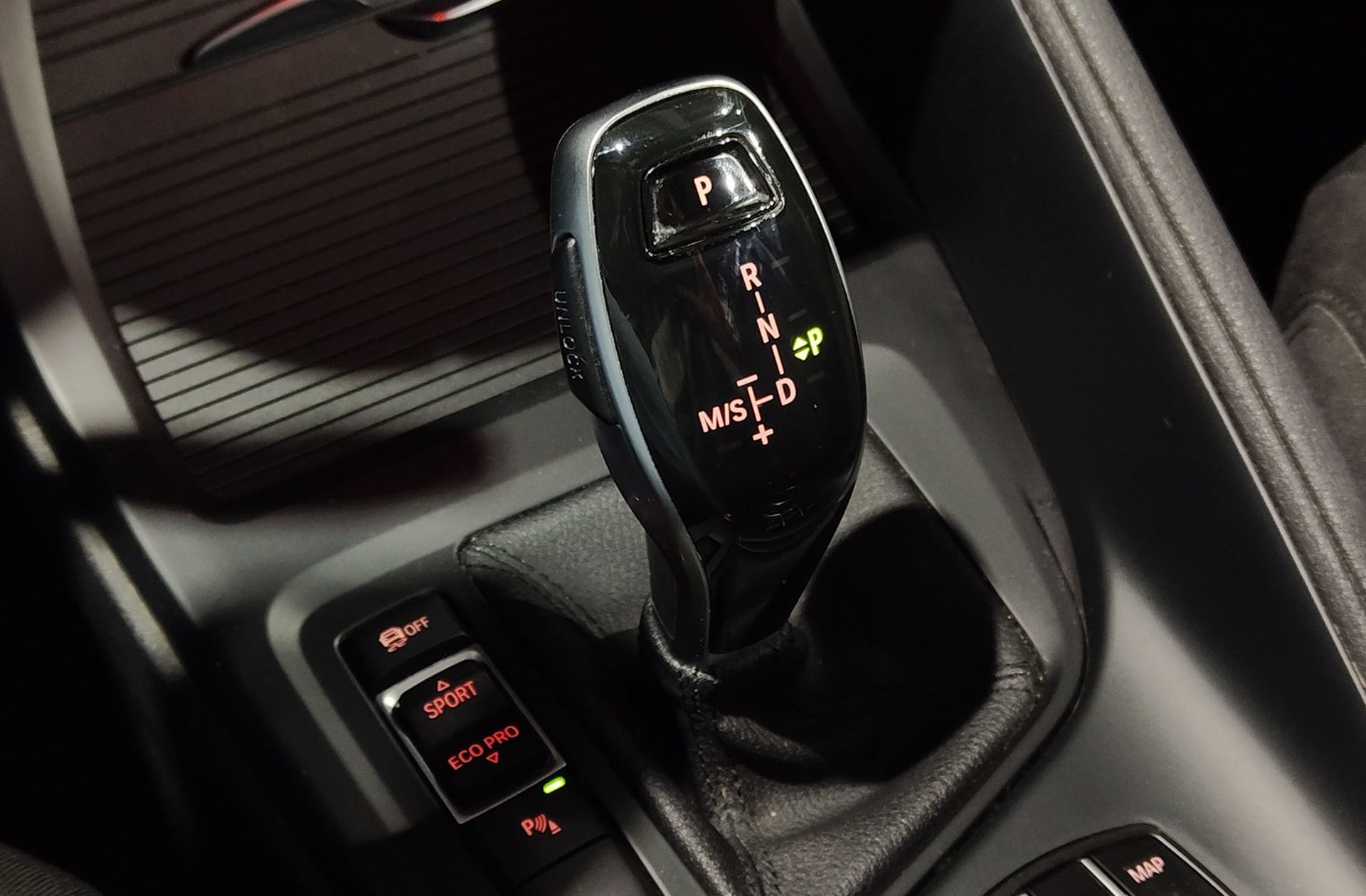 BMW X1 sDrive18d - foto 6