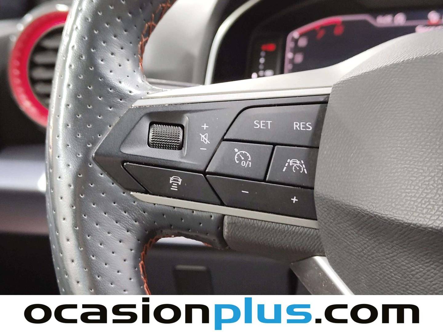 Foto Seat Arona SEAT Arona 1.5 TSI S&S FR XL DSG (150 CV)