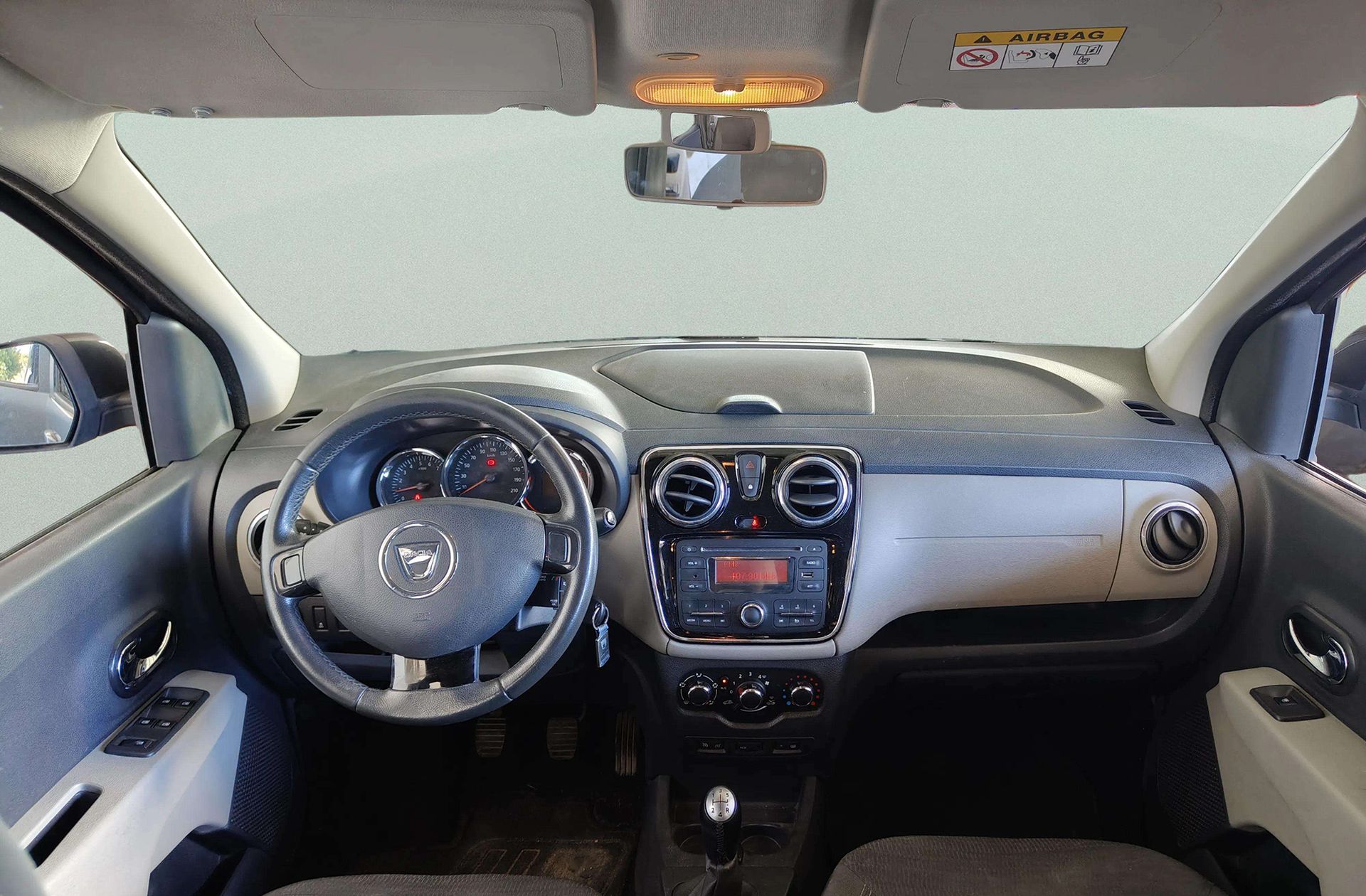 Dacia Lodgy Laureate TCe 7 plazas - foto 7