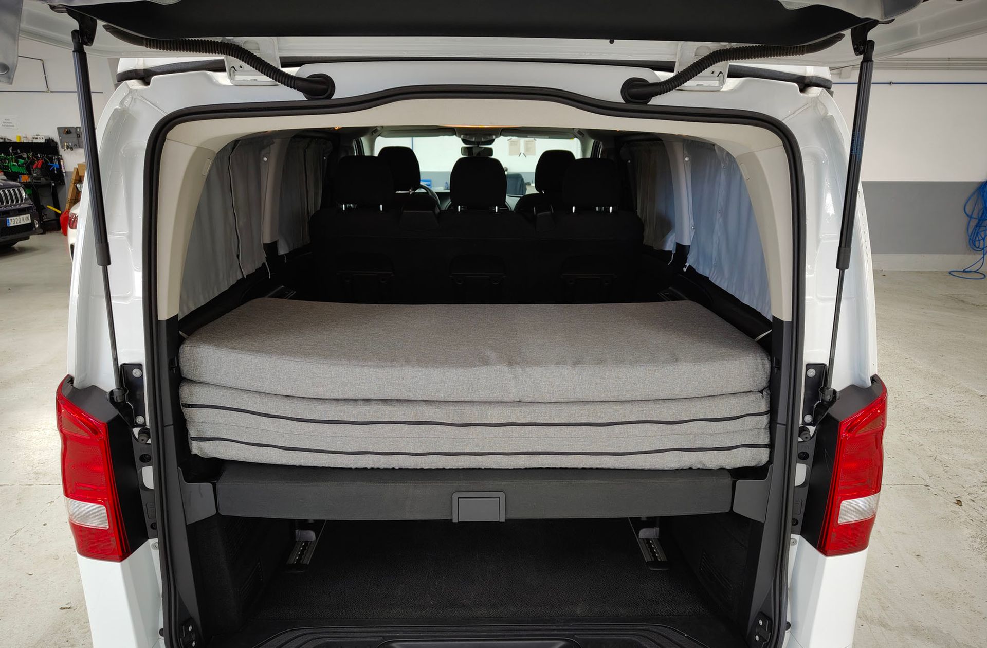 Mercedes-Benz Vito 200 d Marco Polo Activity Largo Semi-Camperizada 5 plazas - foto 16