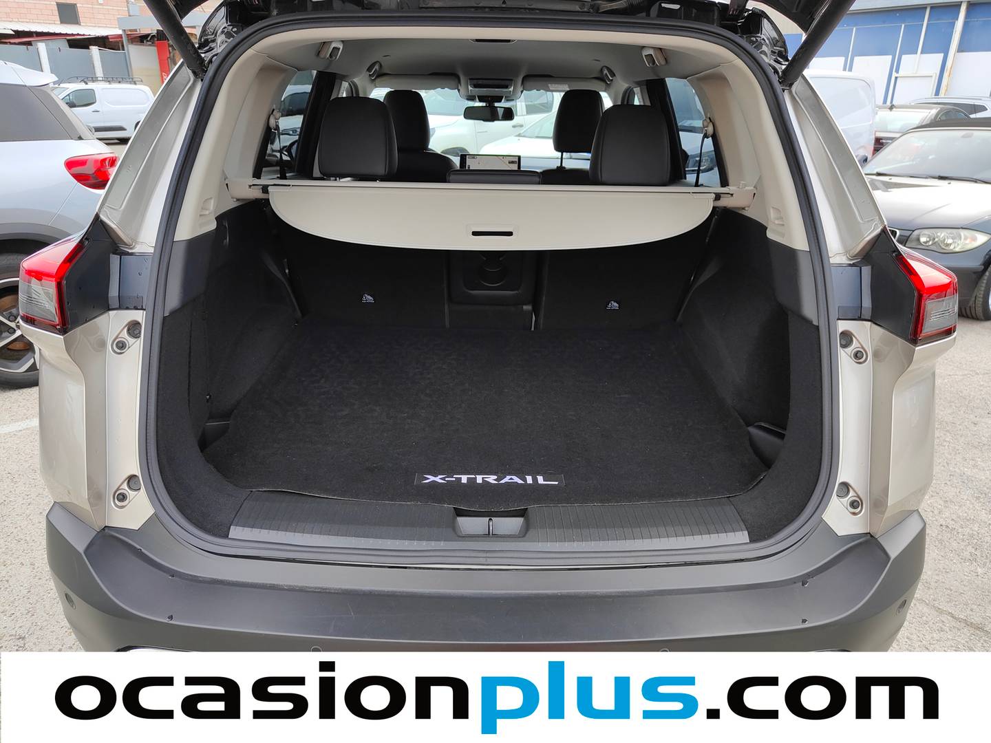 Fotos maletero Nissan X-TRAIL Nissan X-Trail 1.5 e-Power Adventure 4x2 Auto (204 CV)